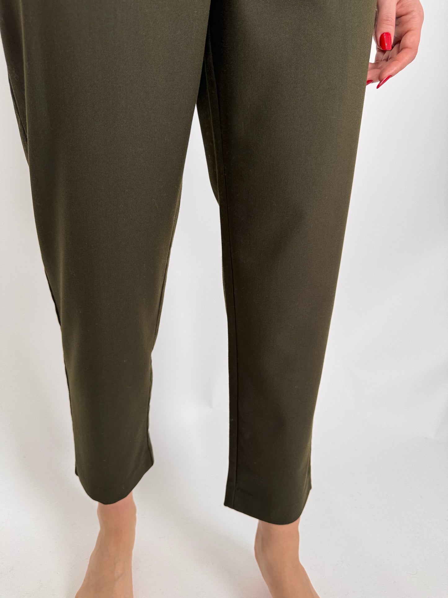 Pantaloni kaki cu talie ultra înaltă ușor elastică