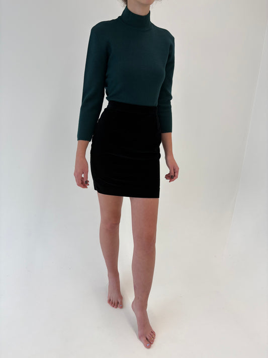 Fustă mini neagră din catifea de la zi la seară