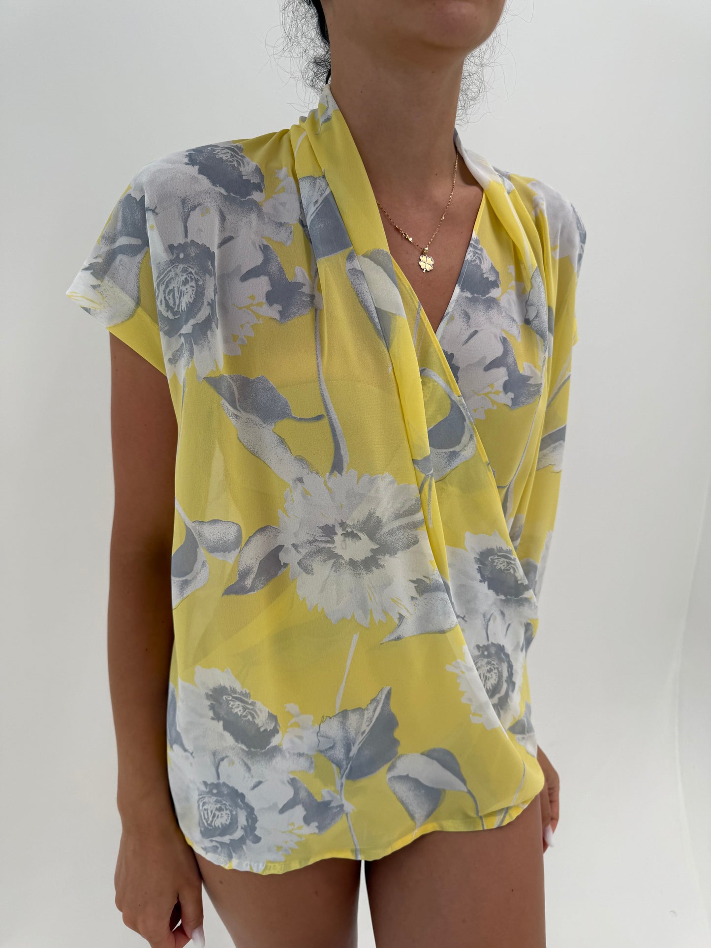 Top petrecut luxury Luisa Spagnoli ultra feminin din voal cu print superb