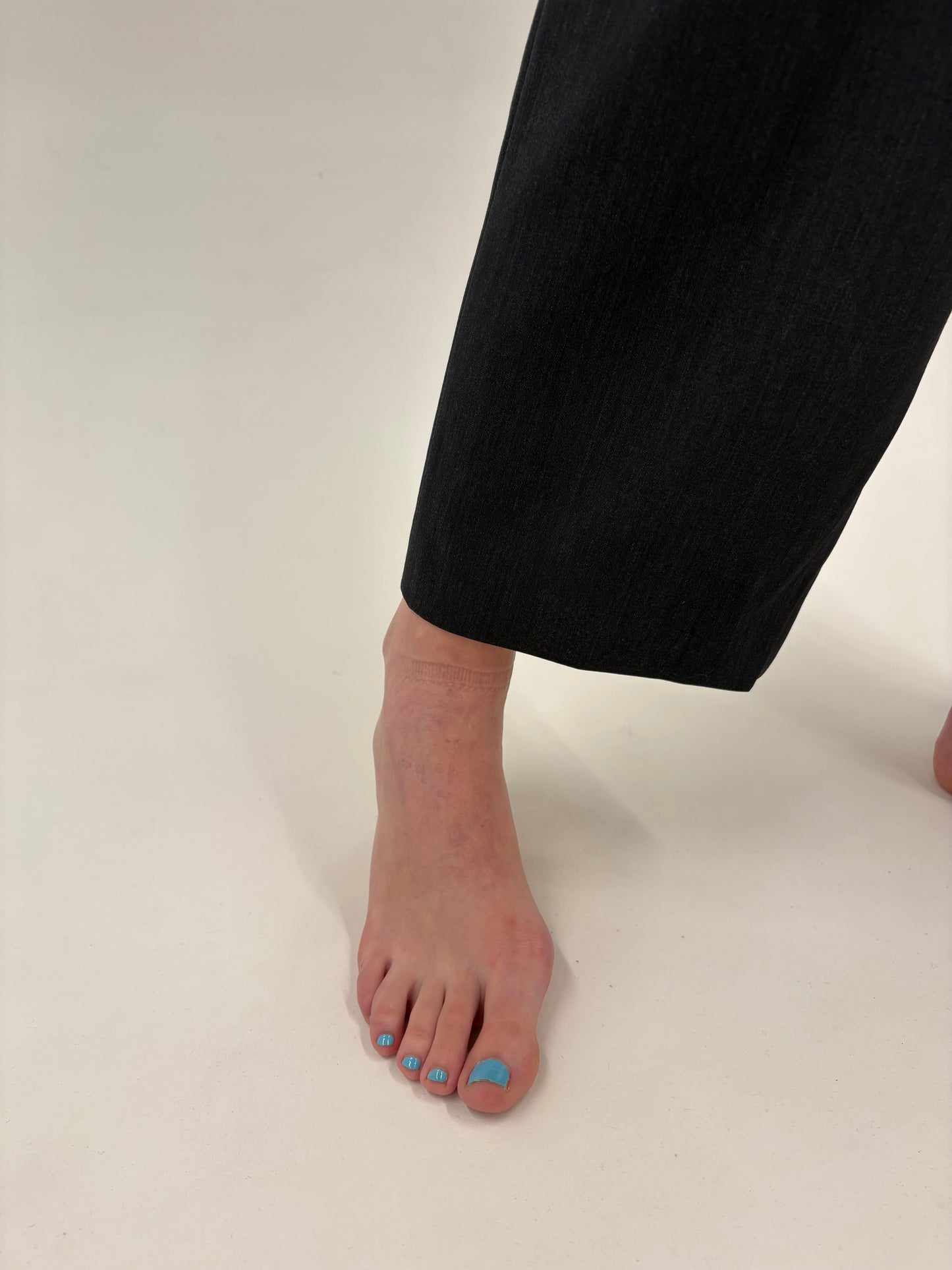 Pantaloni luxury Zegna din lana extrafina ‘high performance’