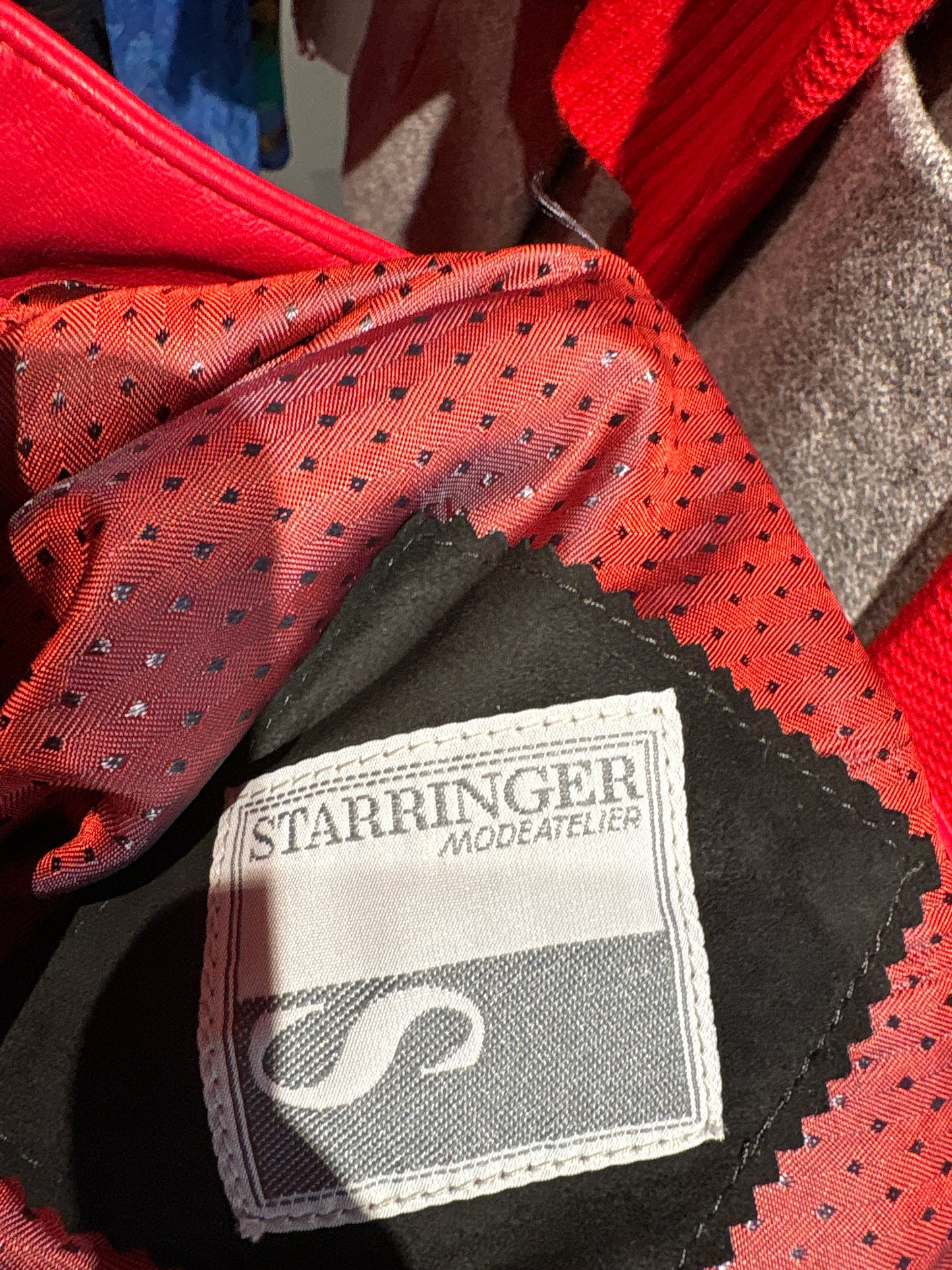 Fustă neagră vintage din piele naturală mănușă cu detaliu chic în talie