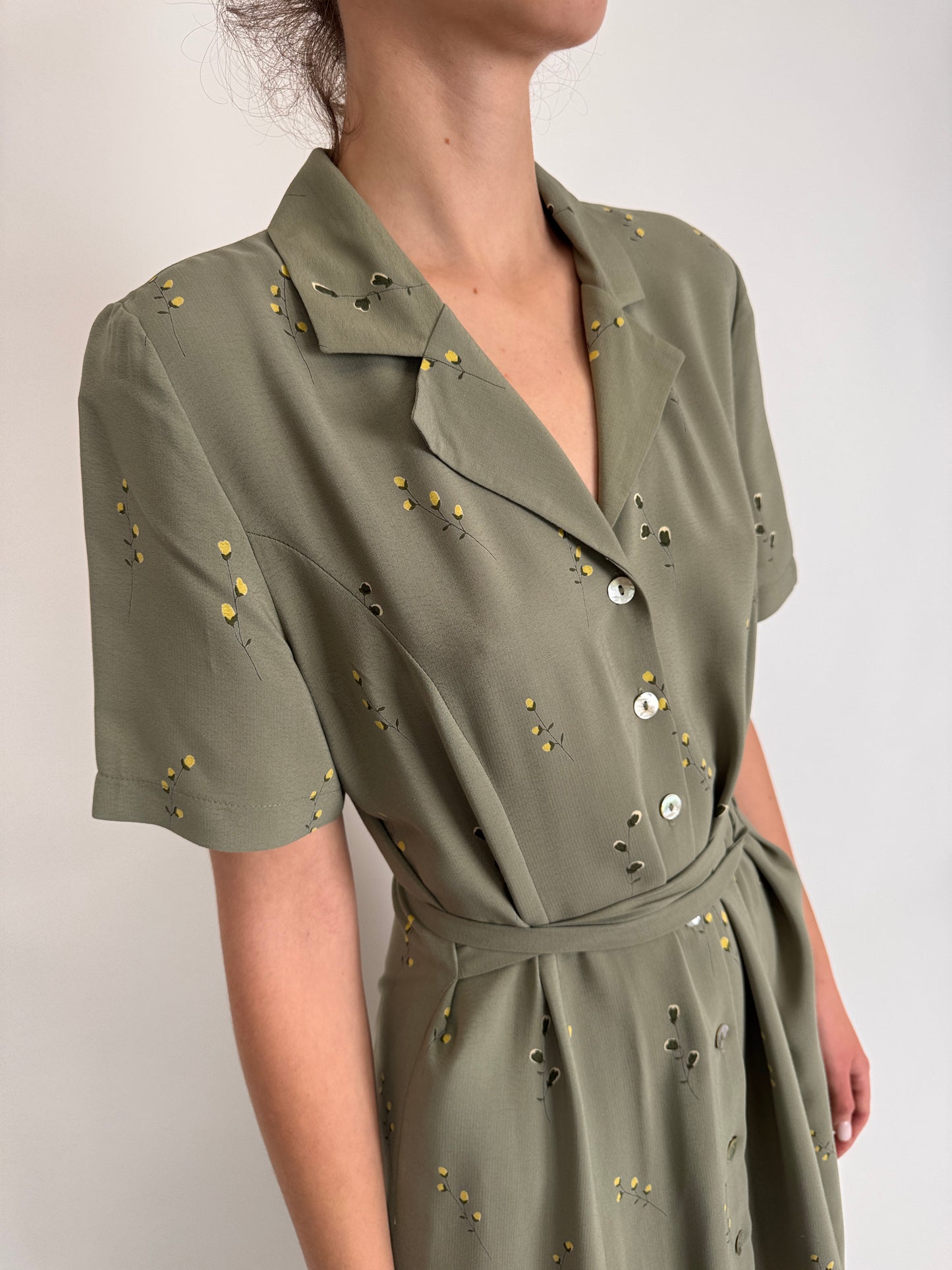 Rochie vintage Sage green cu talie marcată reglabilă