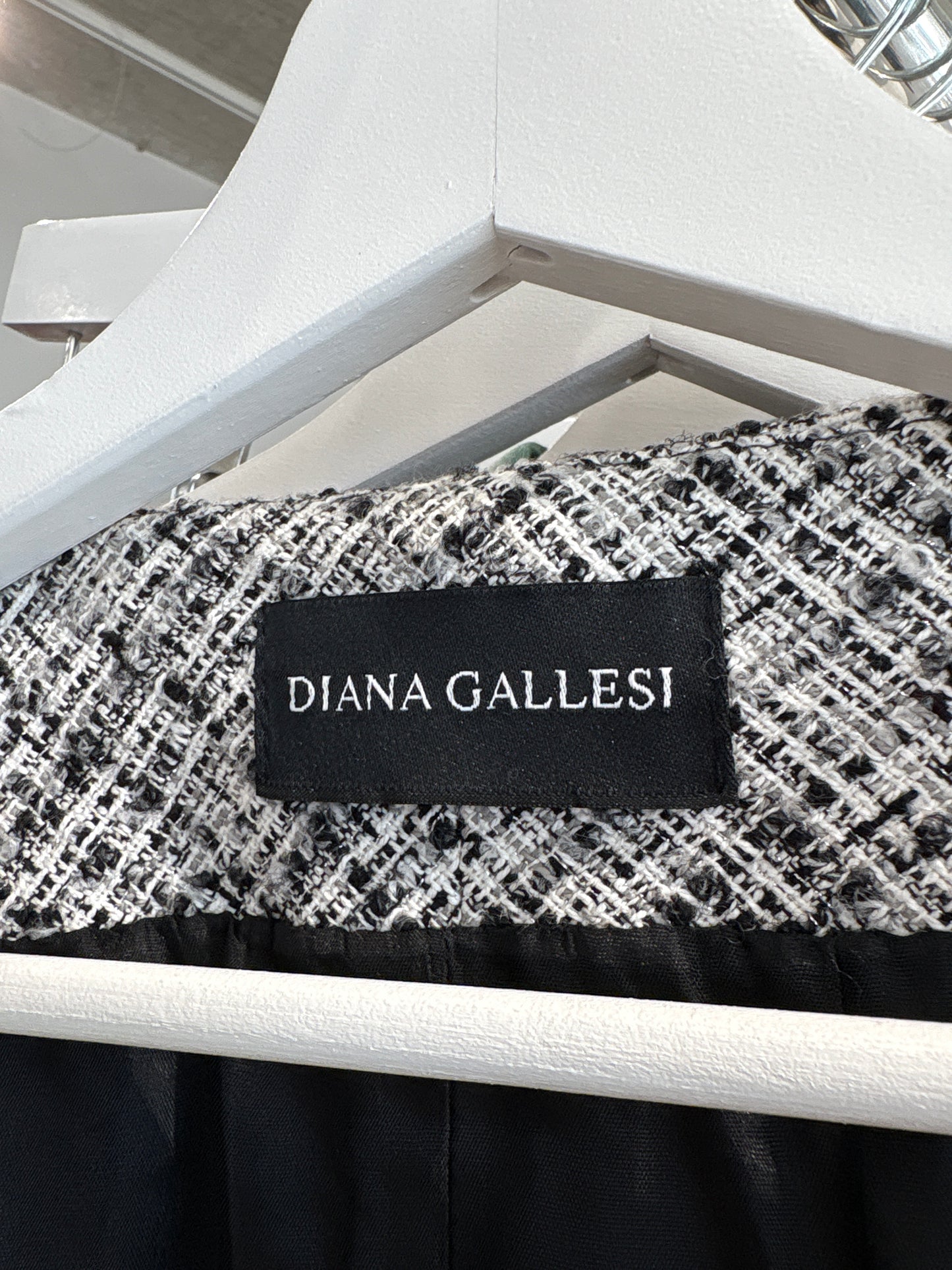 Sacou de brand premium italian în stil Chanel din tweed în croi minimalist