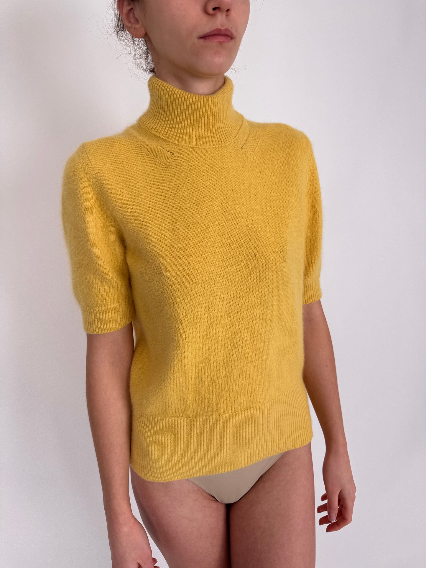 Maleta italiană corn yellow din lana extrafina și Angora