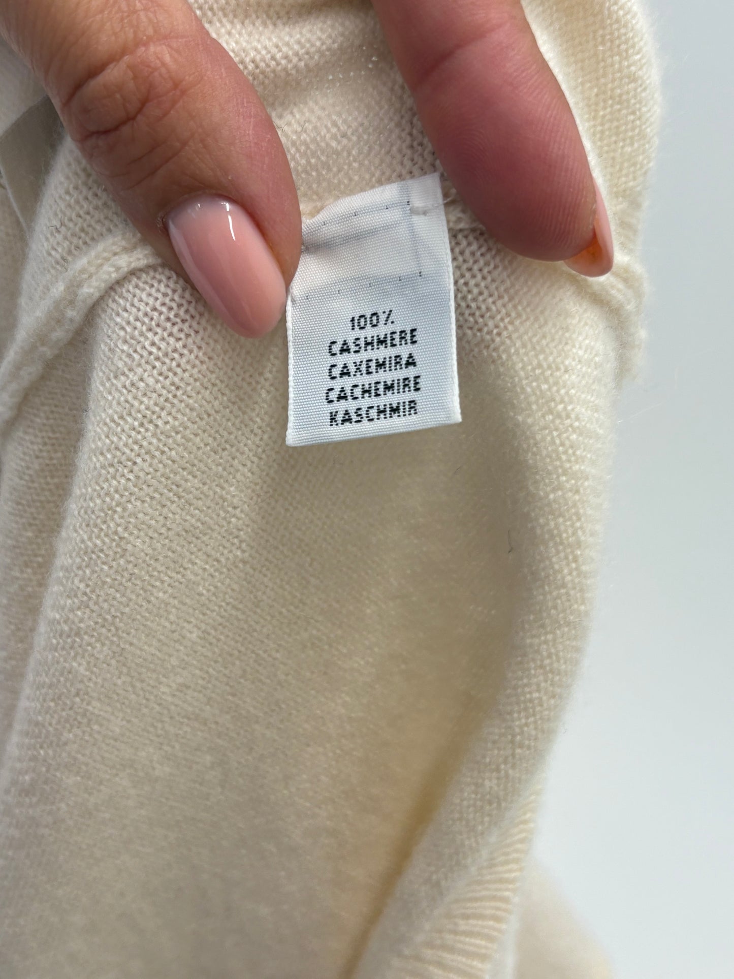 Top de brand luxury din cașmir butter white