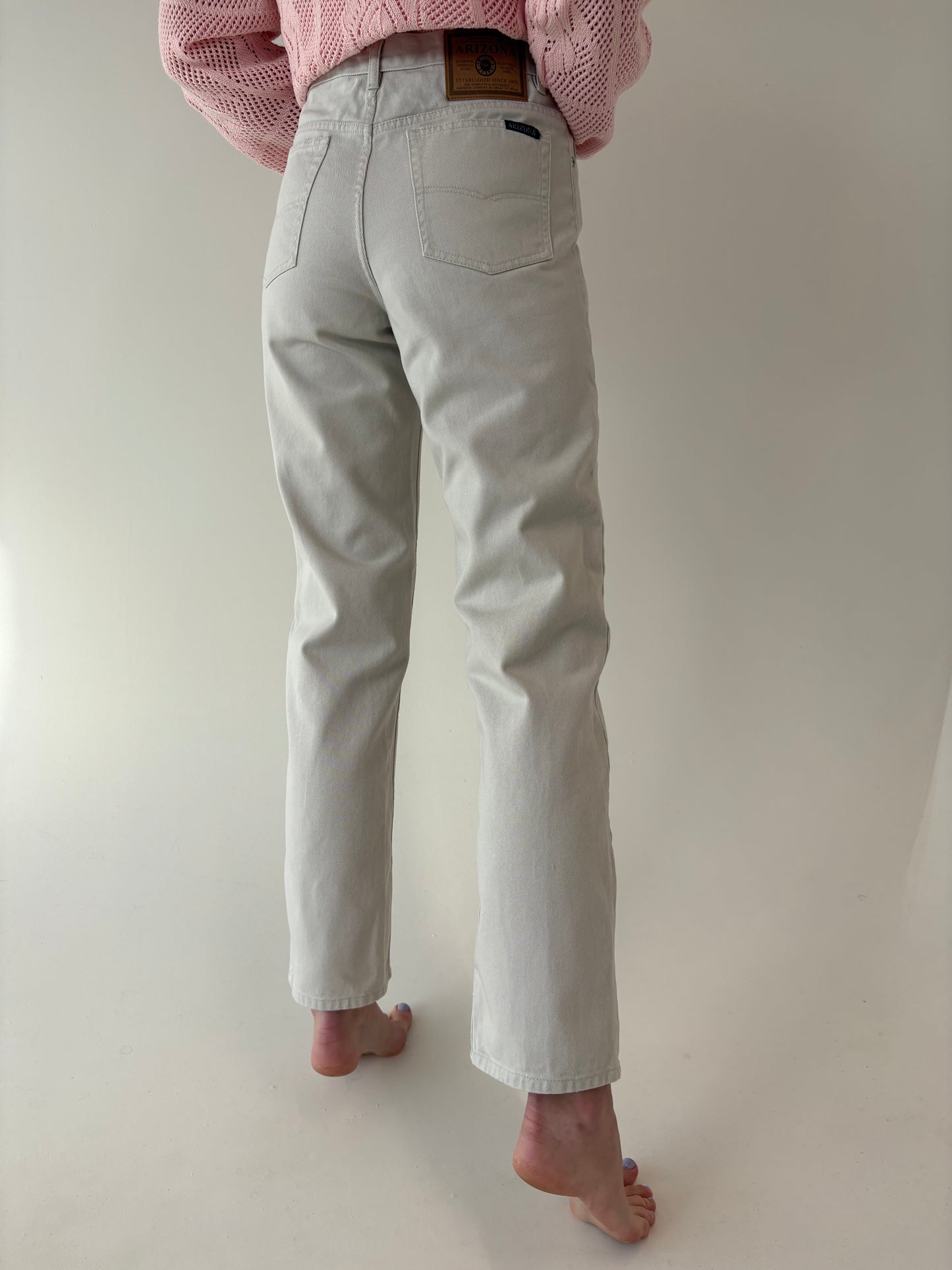 Jeans vintage premium off white tall din bumbac gros cu ținuta