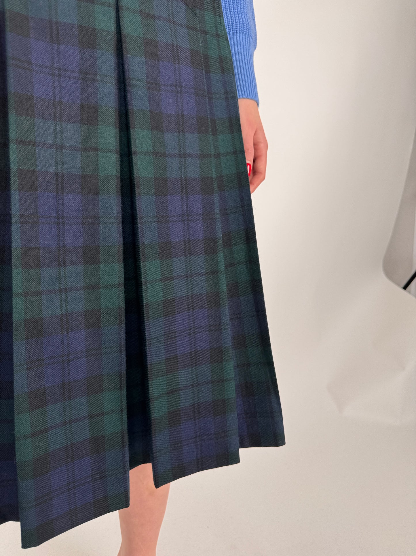 Fustă plisată cu talie înaltă marcată din Tartan de lana pura certificată