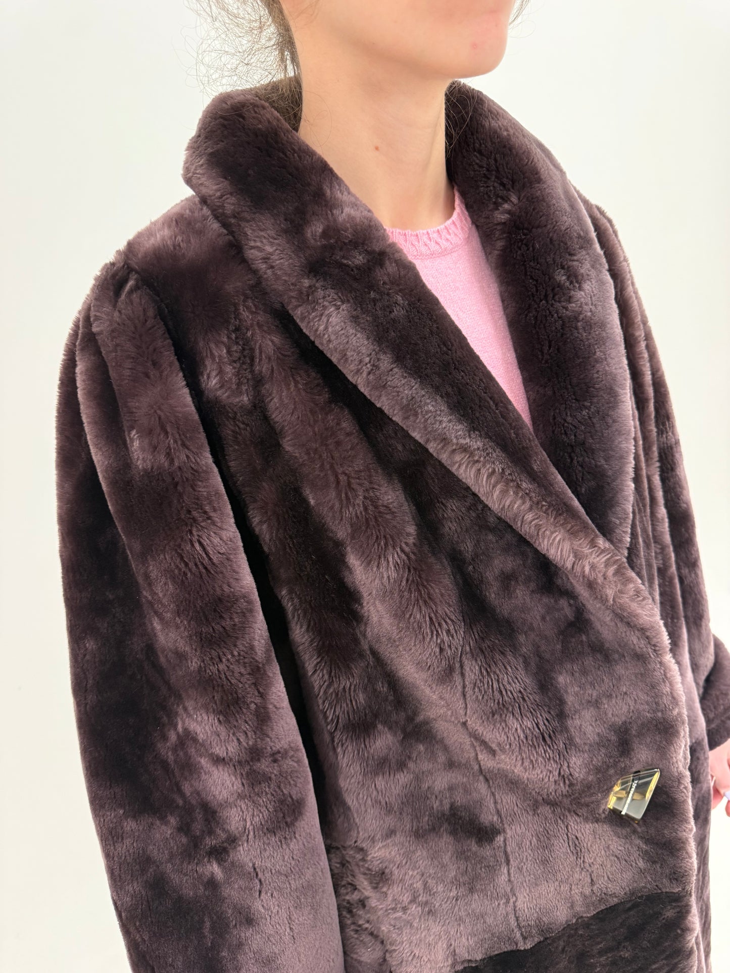 Blană naturală mouton premium dark aubergine super călduroasă