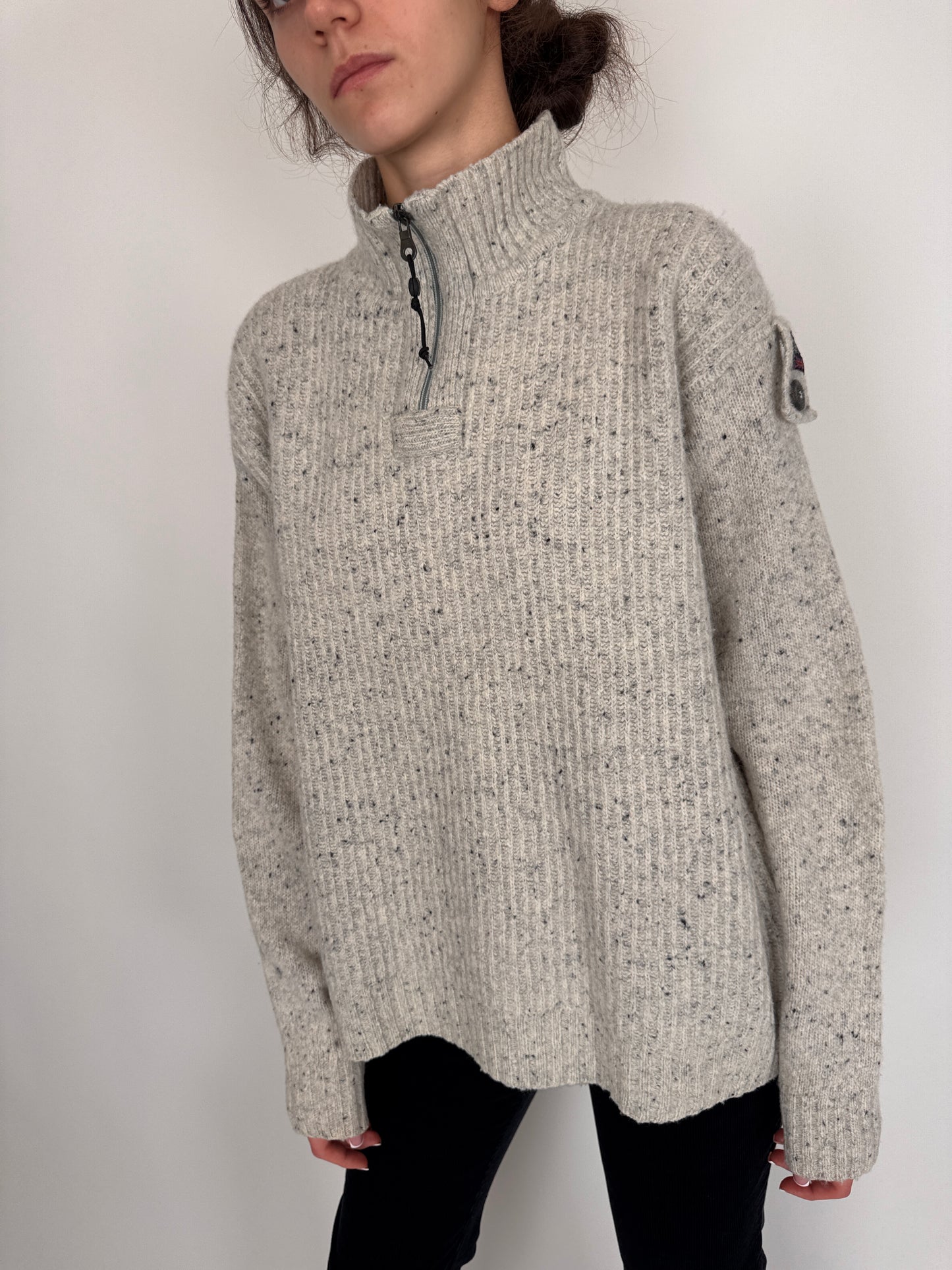 Maleta italiană cu influențe sport din lana merino extrafina cloud gray