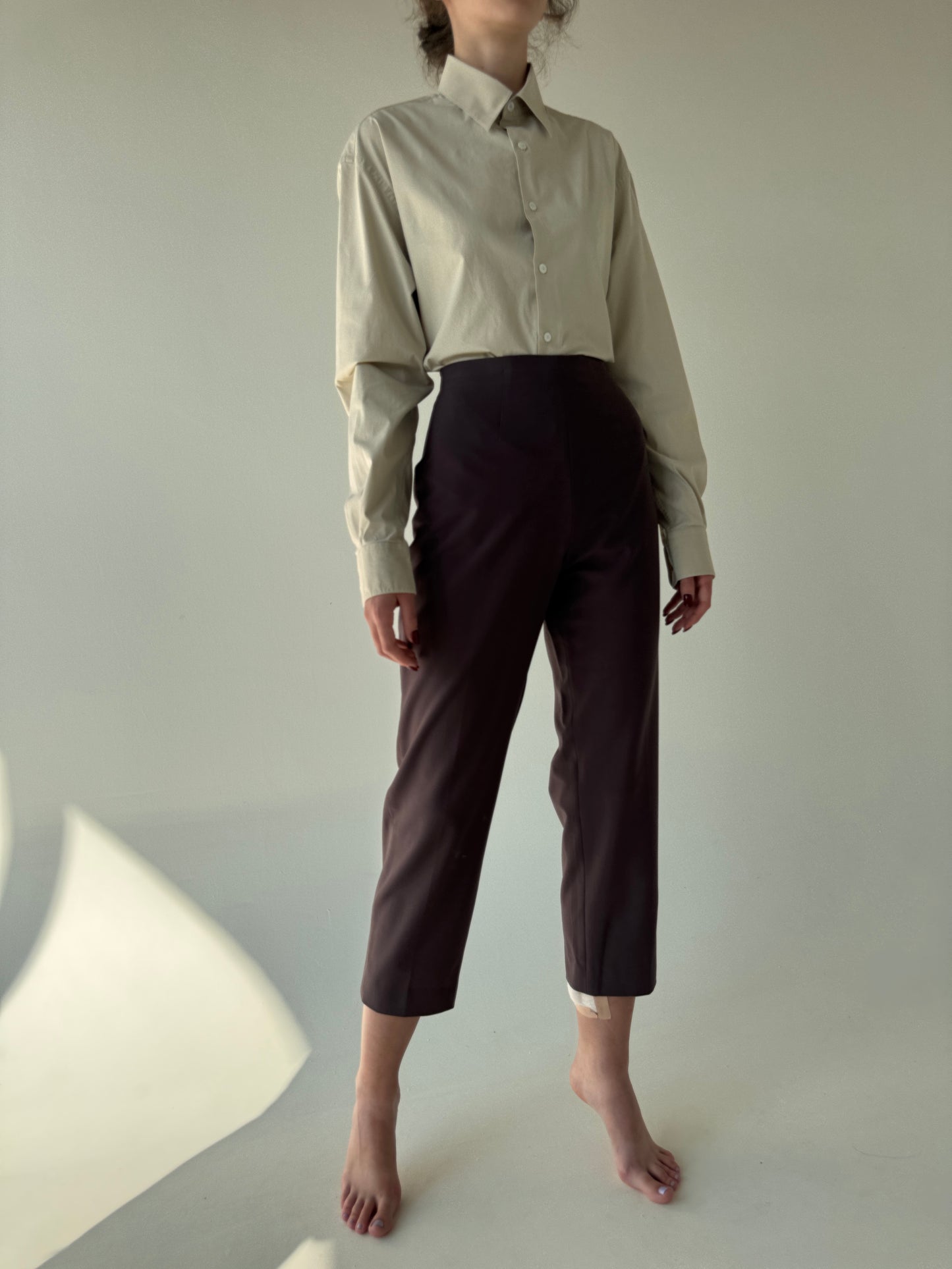 Pantaloni aubergine business petite din lanita extrafina modelatoare