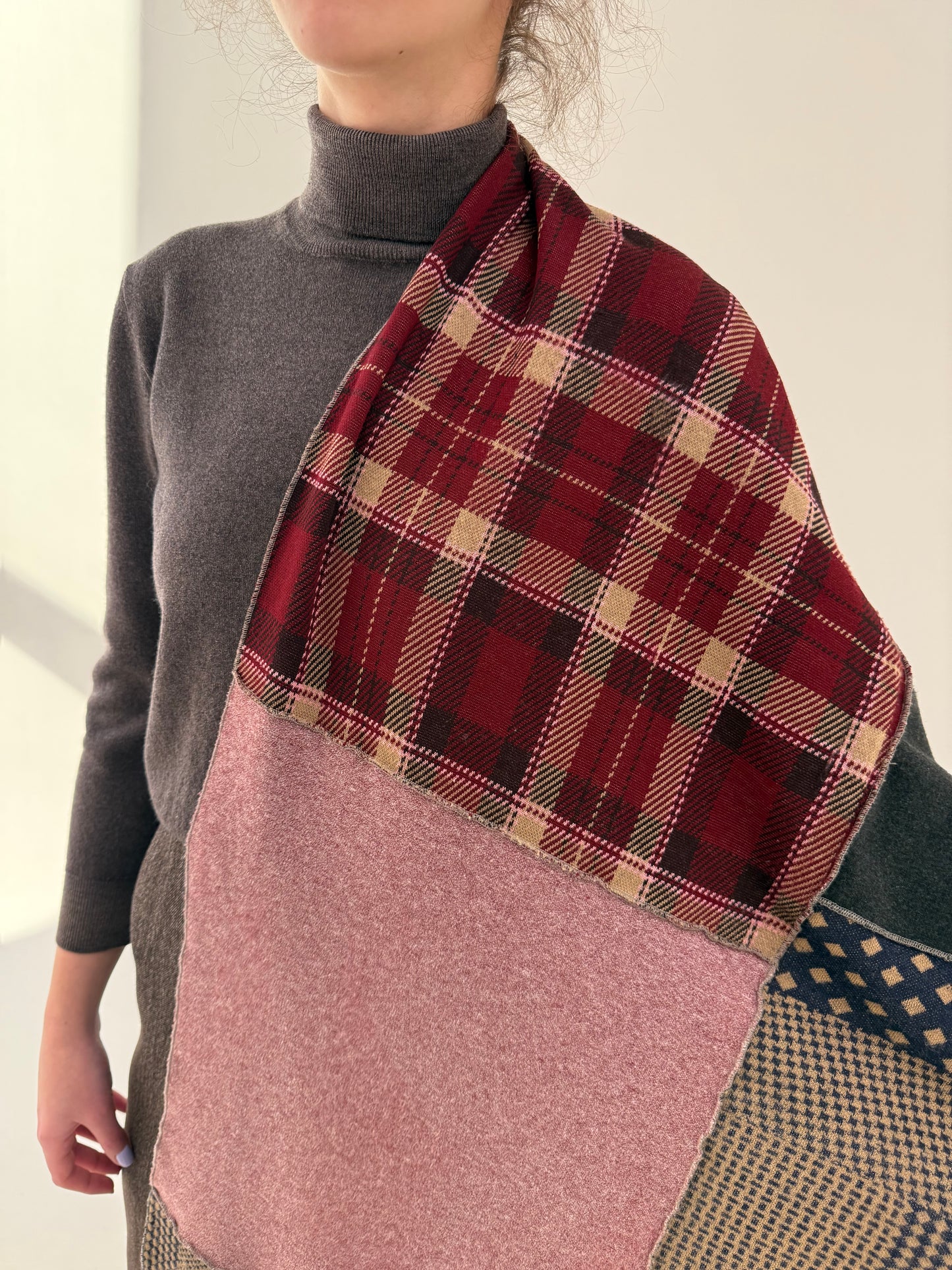 Shawl Patchwork din diferite materiale naturale