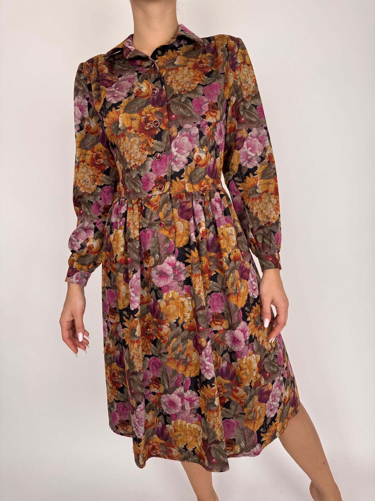 Rochie excepțională cu talie marcată din cea mai fină lana cu print floral