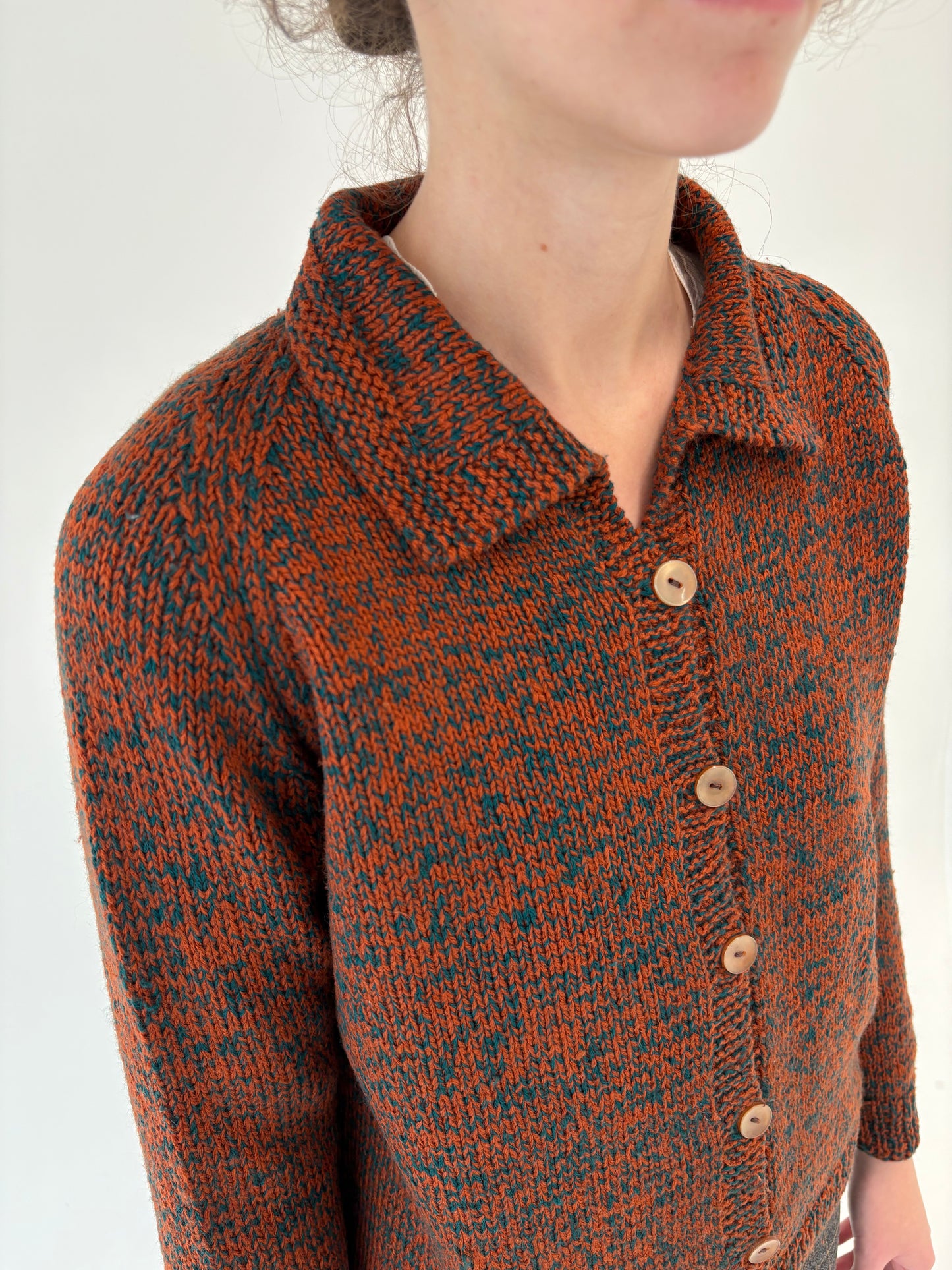 Cardigan vintage petite rust orange lucrat manual din lana groasă extrafina