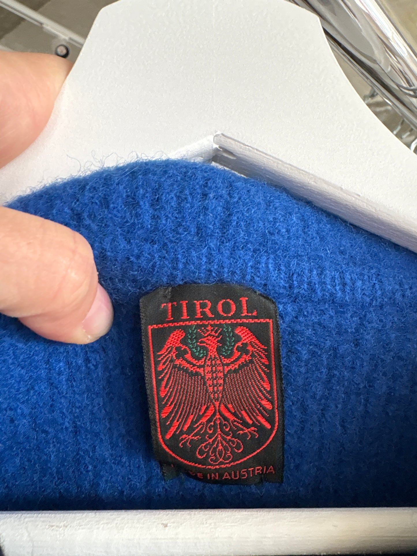 Jacheta groasa din boiled wool în croi minimalist albastru regal