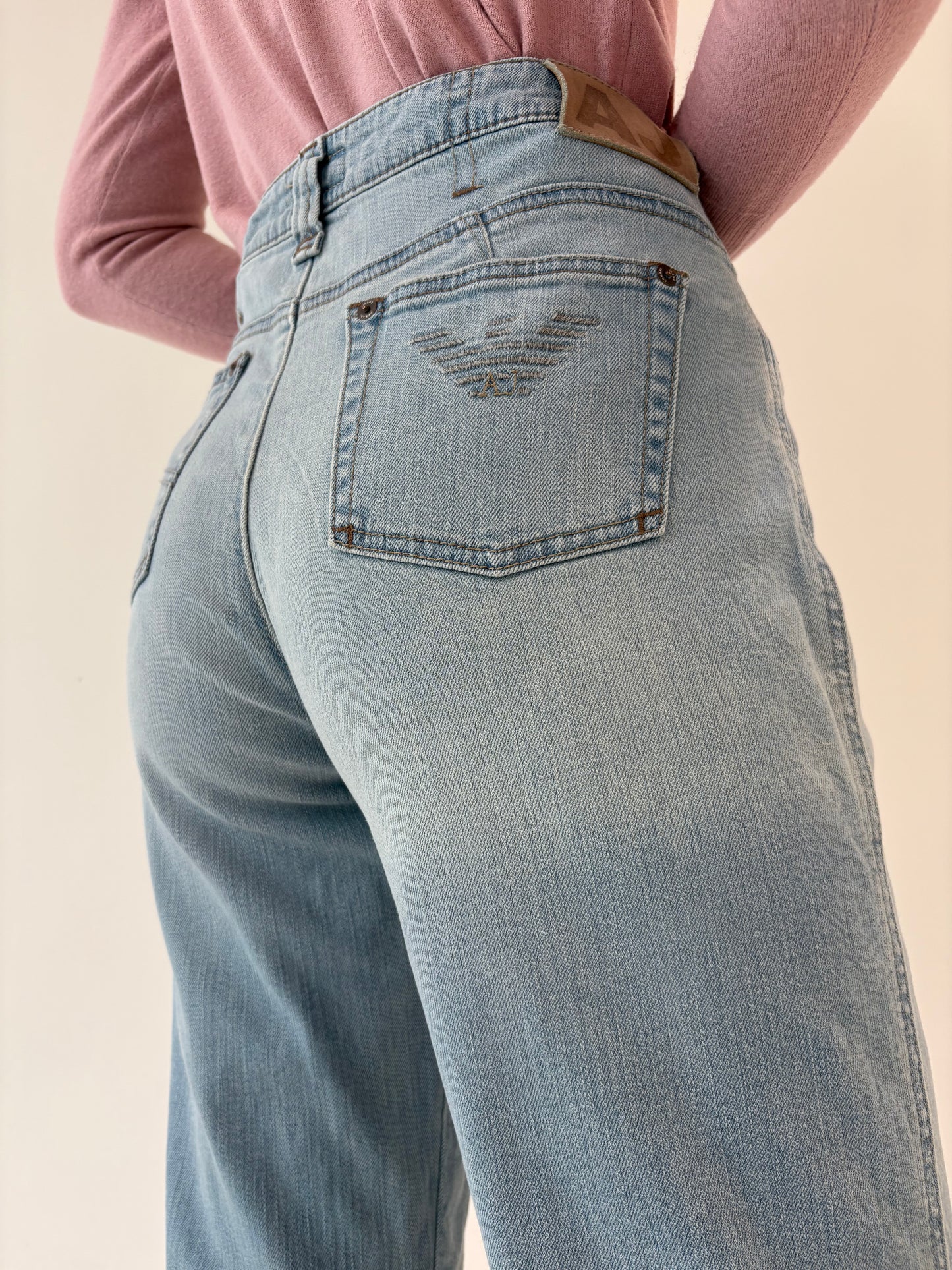 Jeans Armani straight leg ușor modelatori