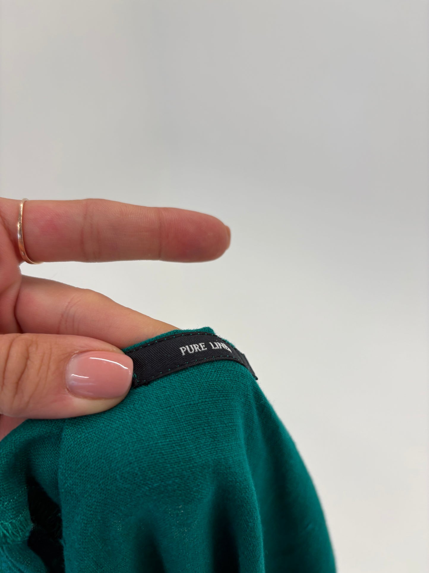 Rochie verde smarald din in in croi lejer