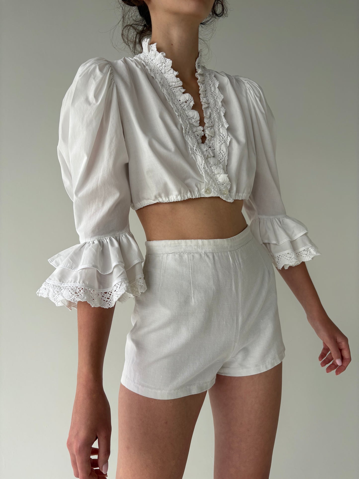 Pantaloni vintage din pânză cu ținuta cu talie înaltă