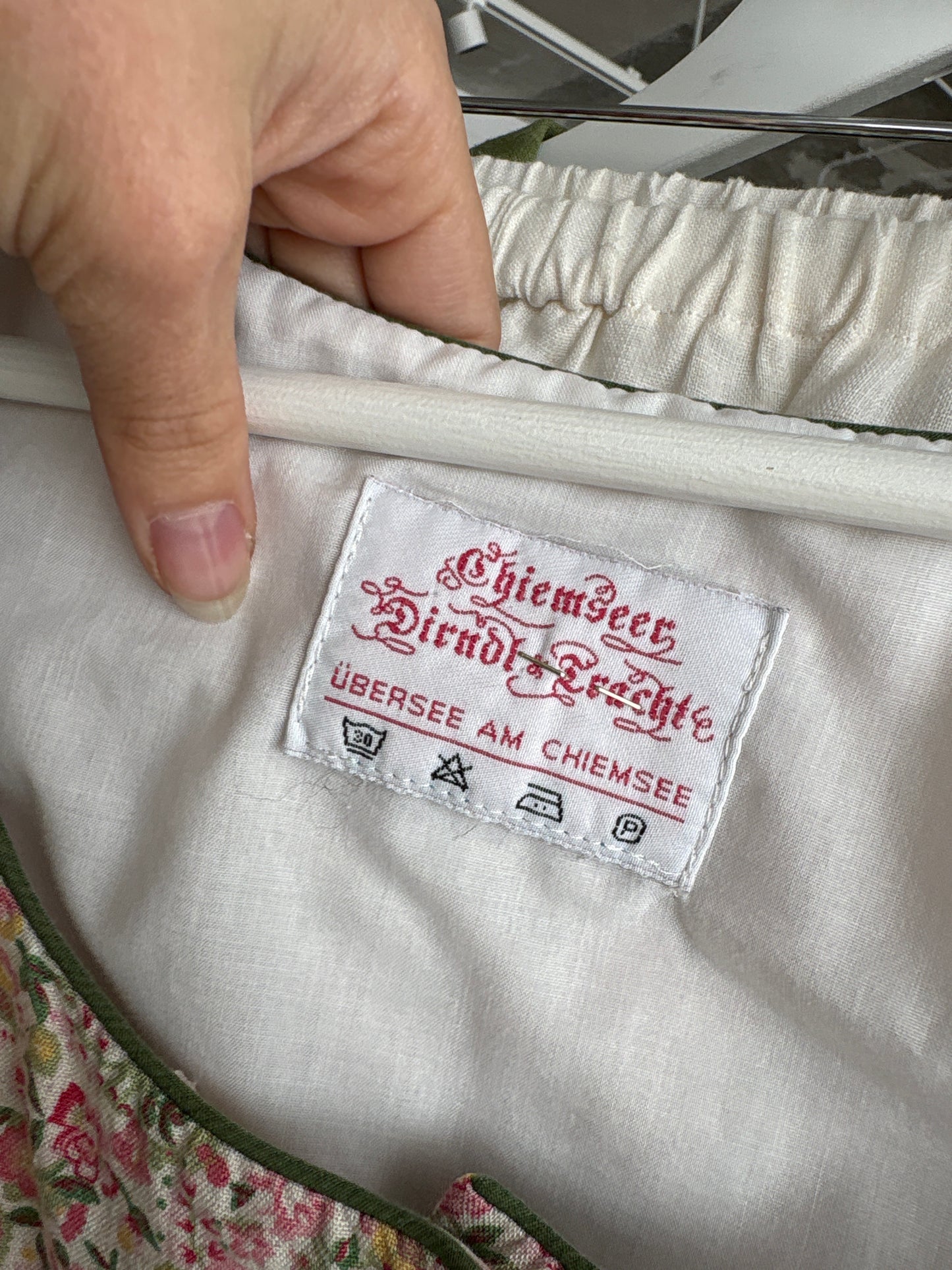 Corsaj vintage din pânză de in cu print floral delicat în culori pudrate