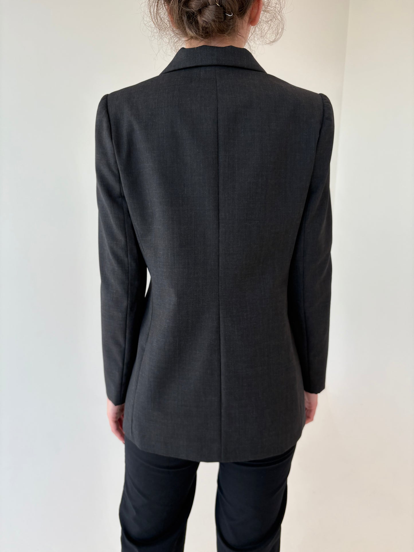 Sacou ușor cambrat charcoal gray din lama extrafina