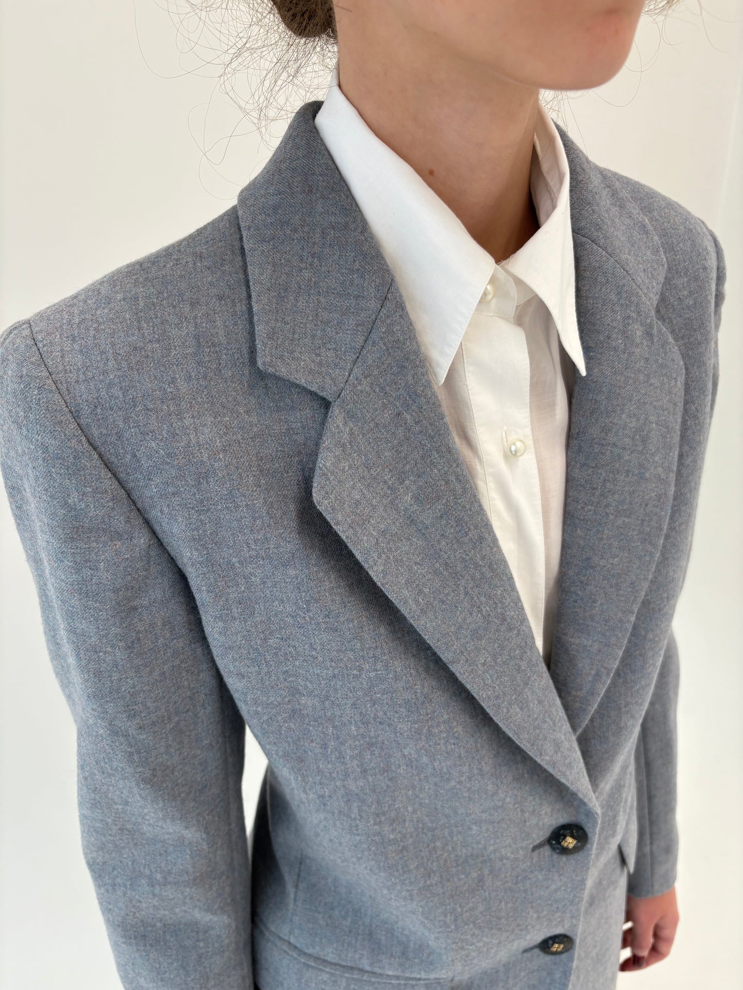 Sacou baby Blue de brand luxury italian din lana extrafina pura certificată