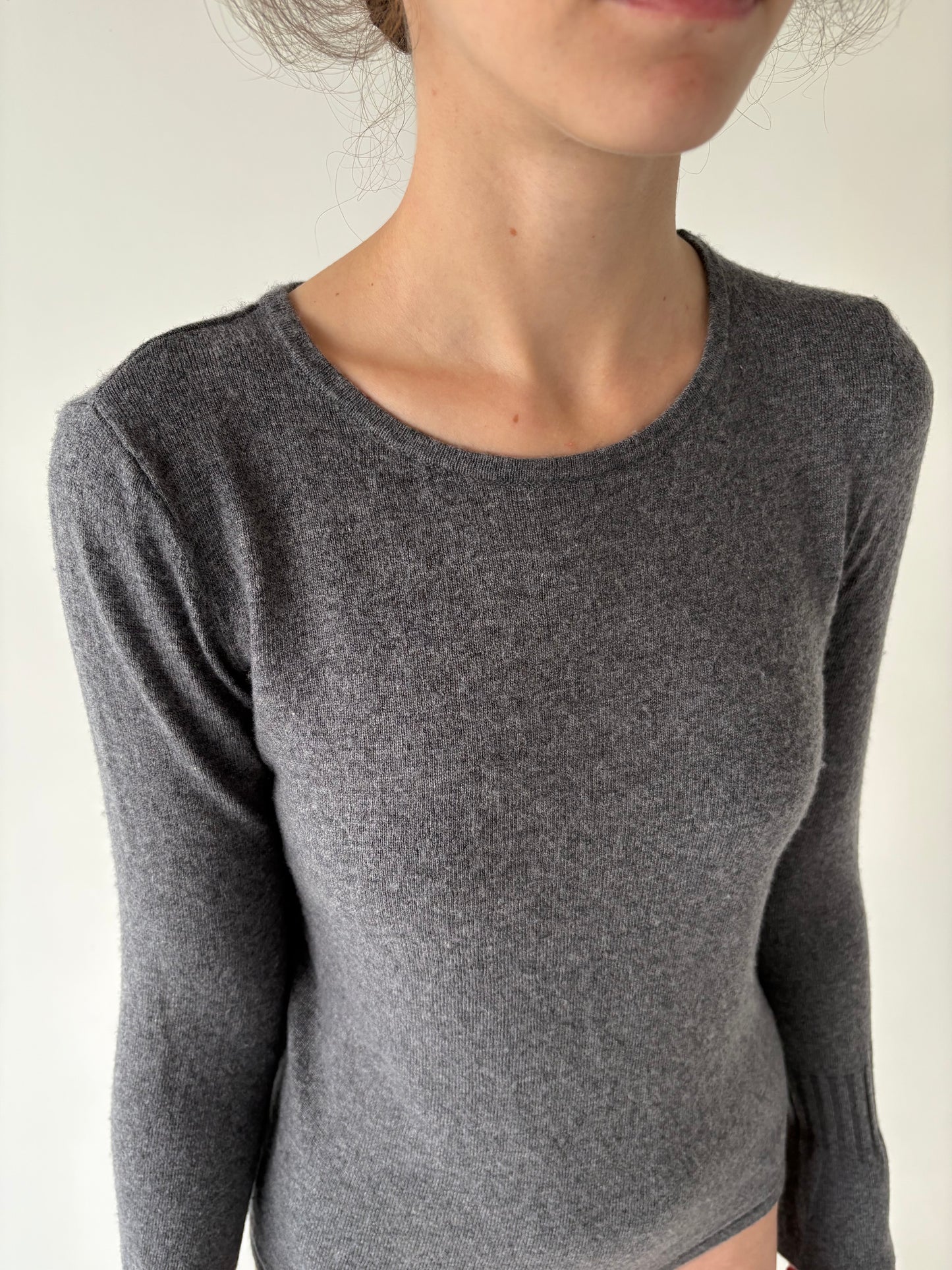 Pulover exceptional tall cu mâneci evazate din lana merino extrafina multiply