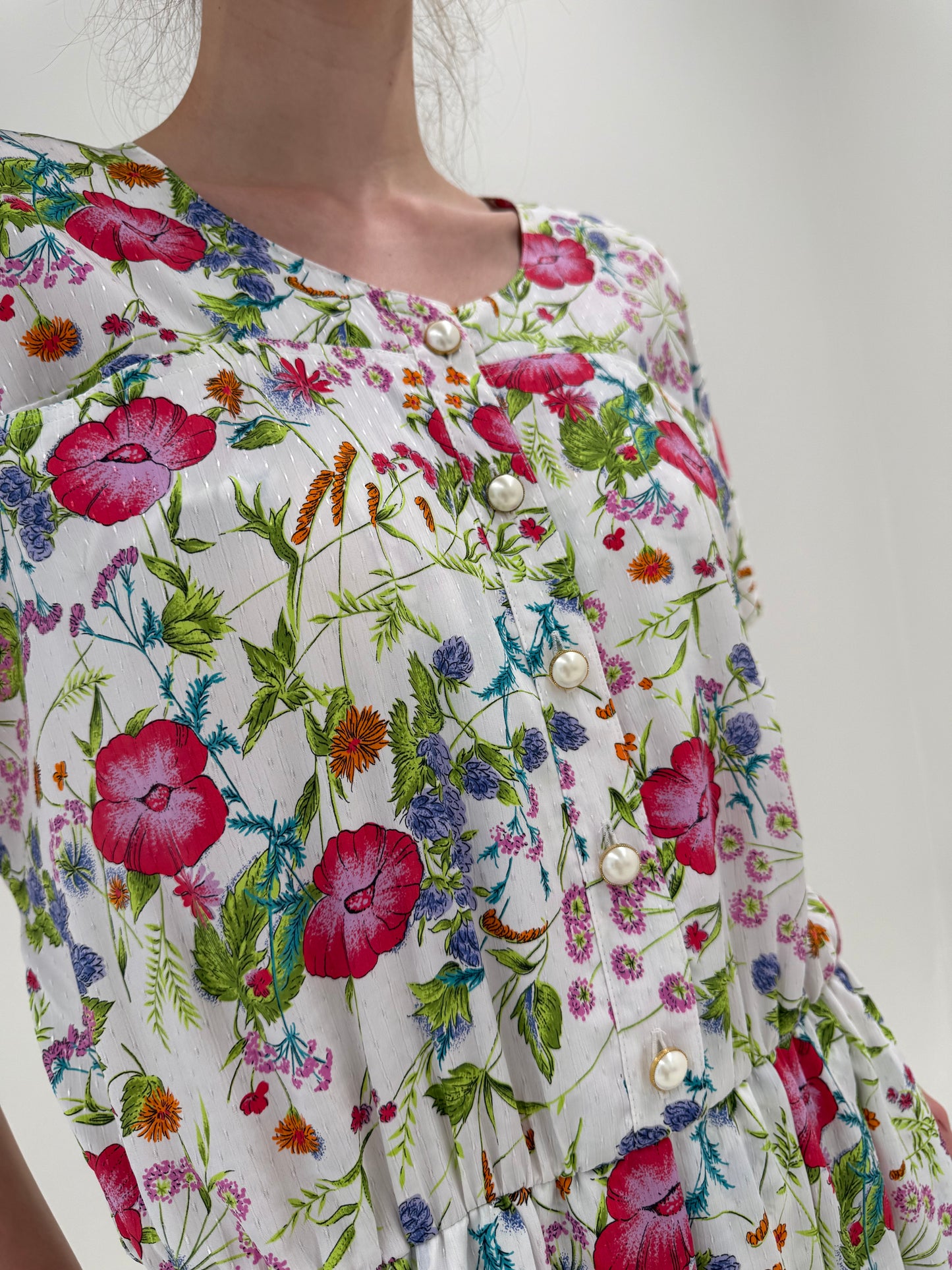 Rochie cu print floral superb și buzunare cu talie elastică