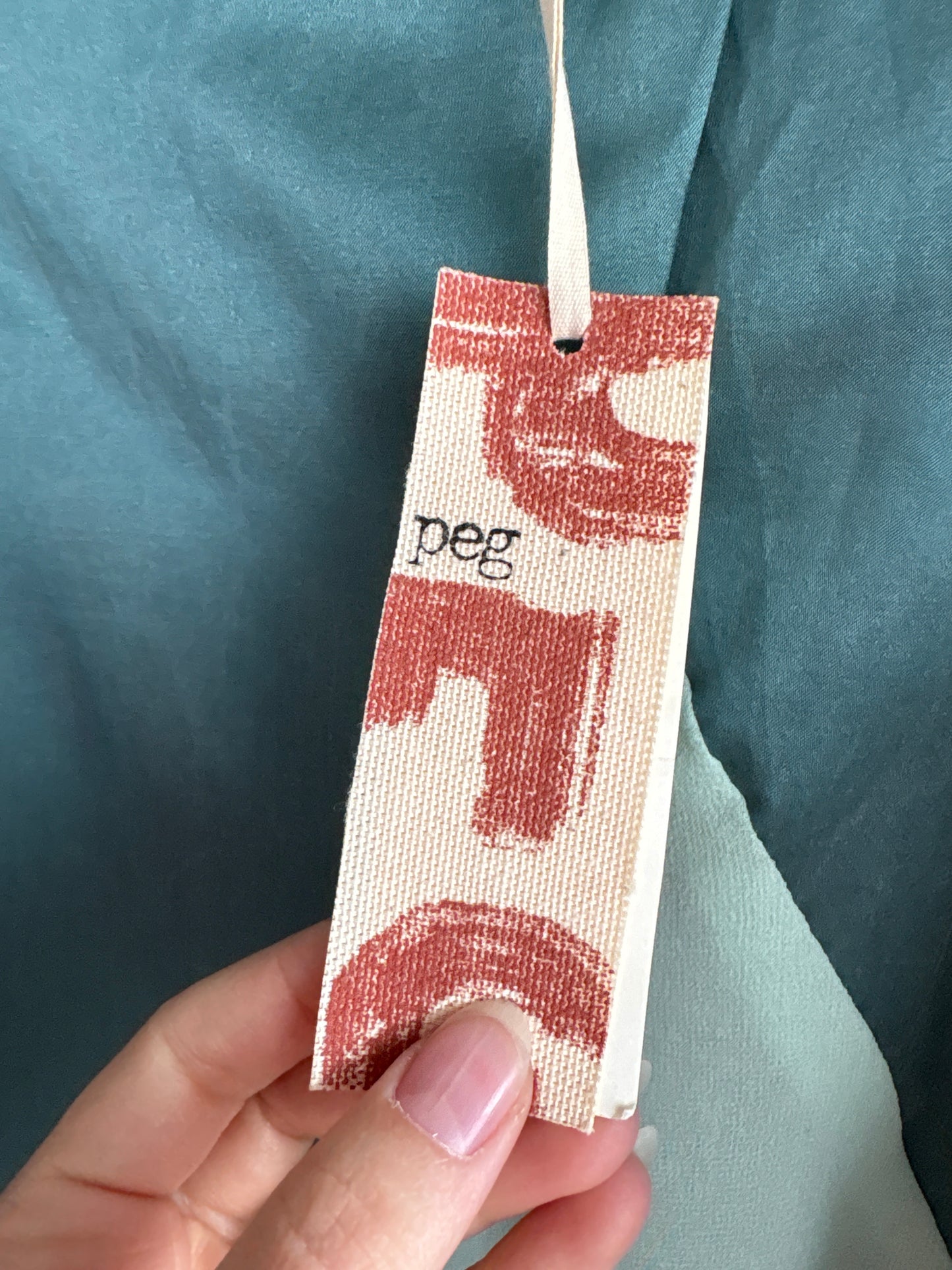 Fustă în croi actual cu talie ultra înaltă din mătase naturală