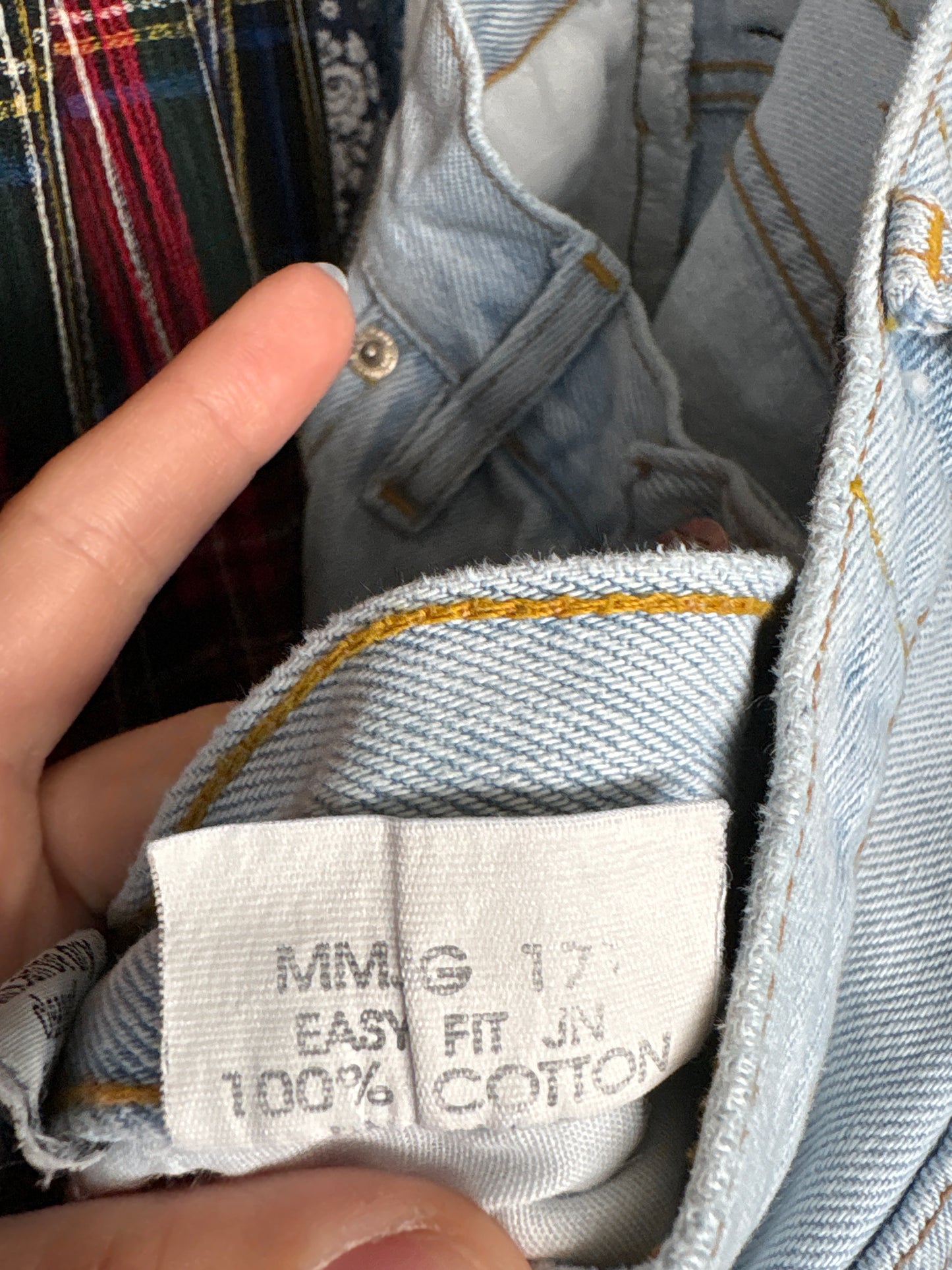 Jeans Calvin Klein în croi clasic