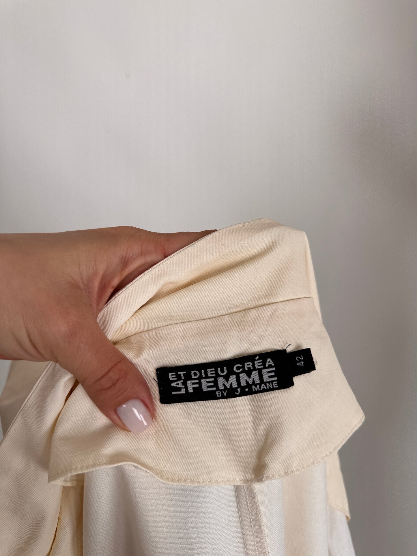 Trench premium cu influențe navy din material impermeabil