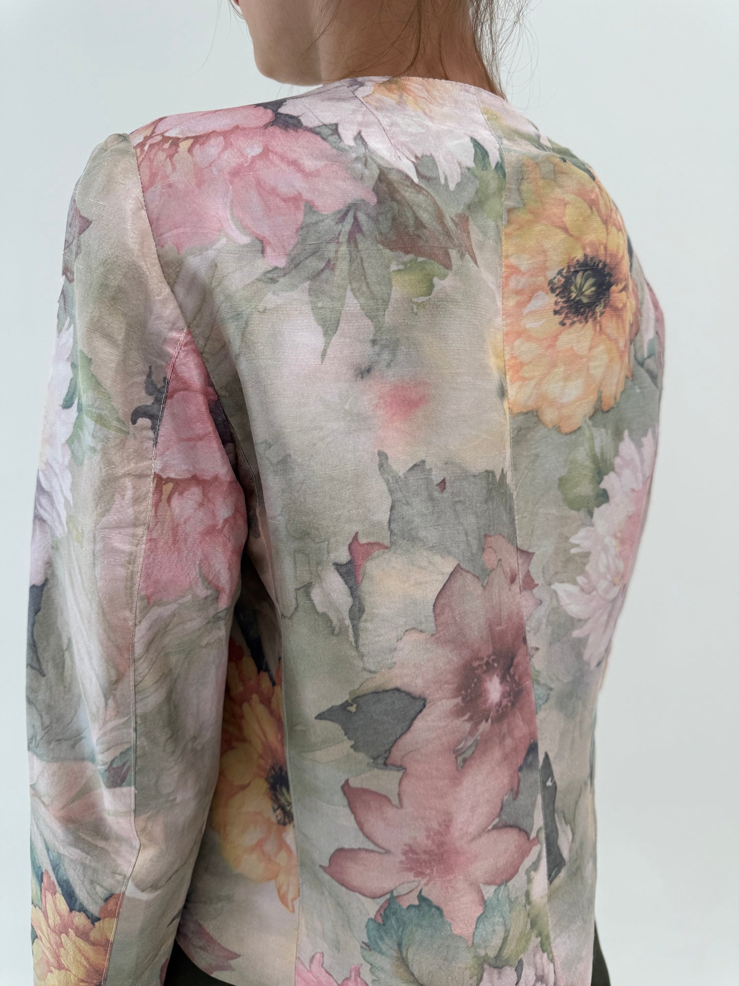 Sacou vintage din mătase naturală cu print floral superb în culori pudrate