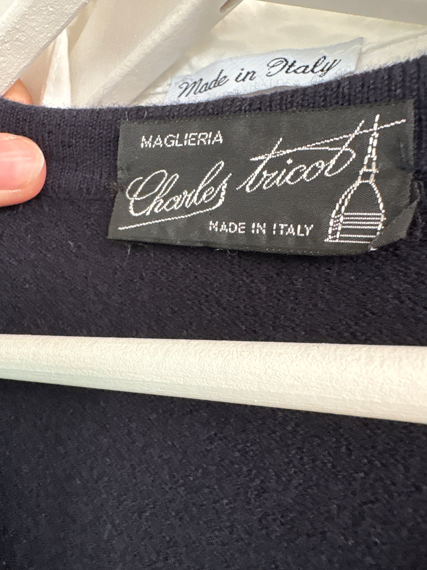 Cardigan petite italian din lana merino extrafina de gramaj mare