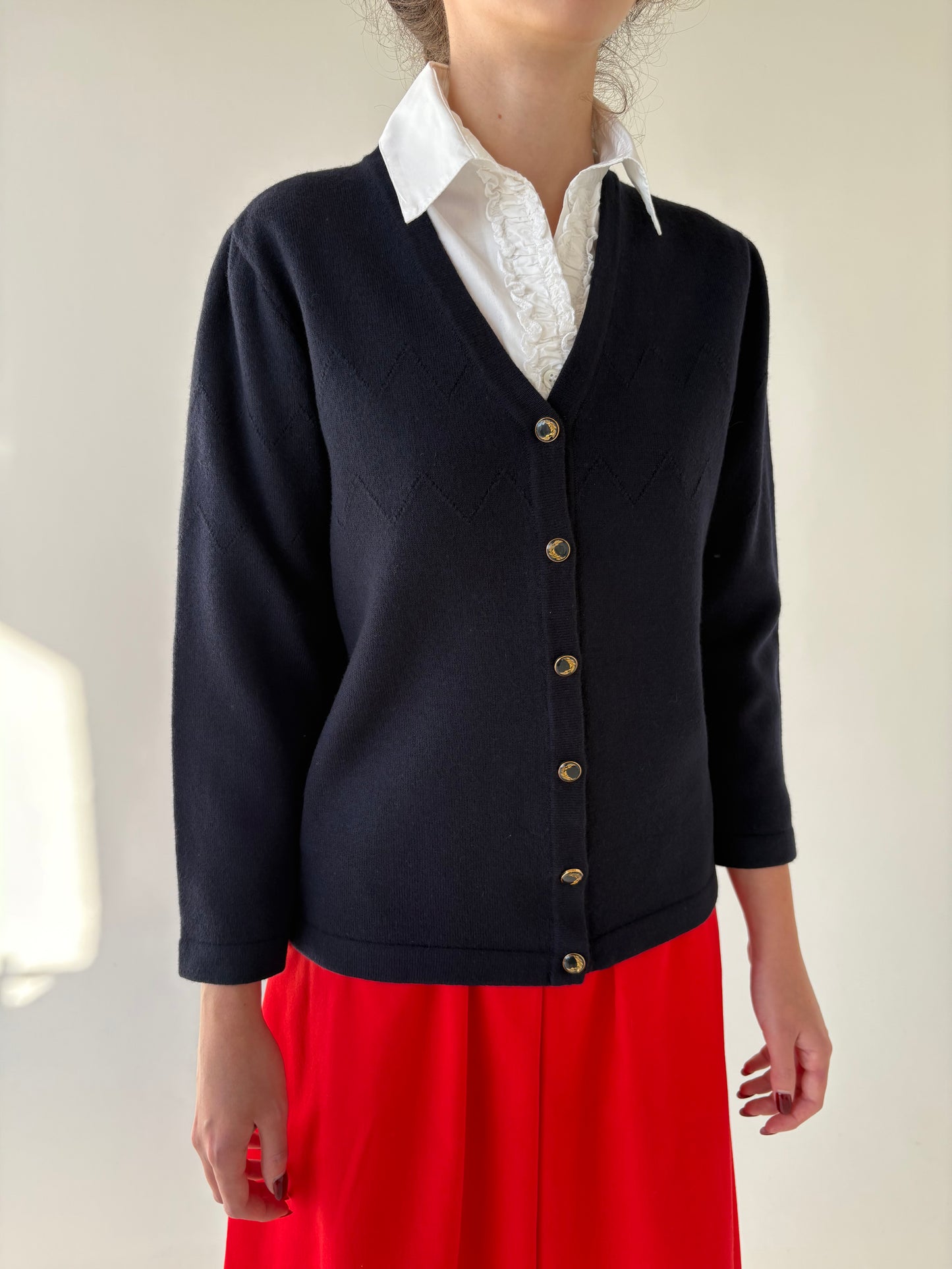 Cardigan petite italian din lana merino extrafina de gramaj mare