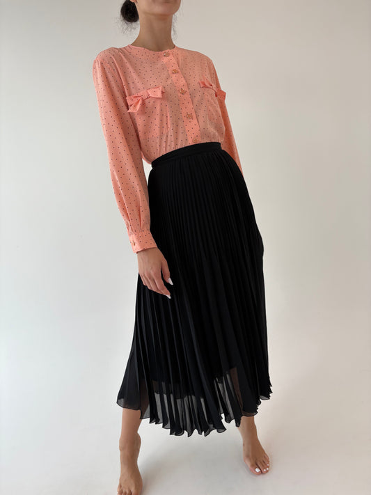 Fustă neagră plisată midi spre maxi de la zi la seară cu talie ultra înaltă