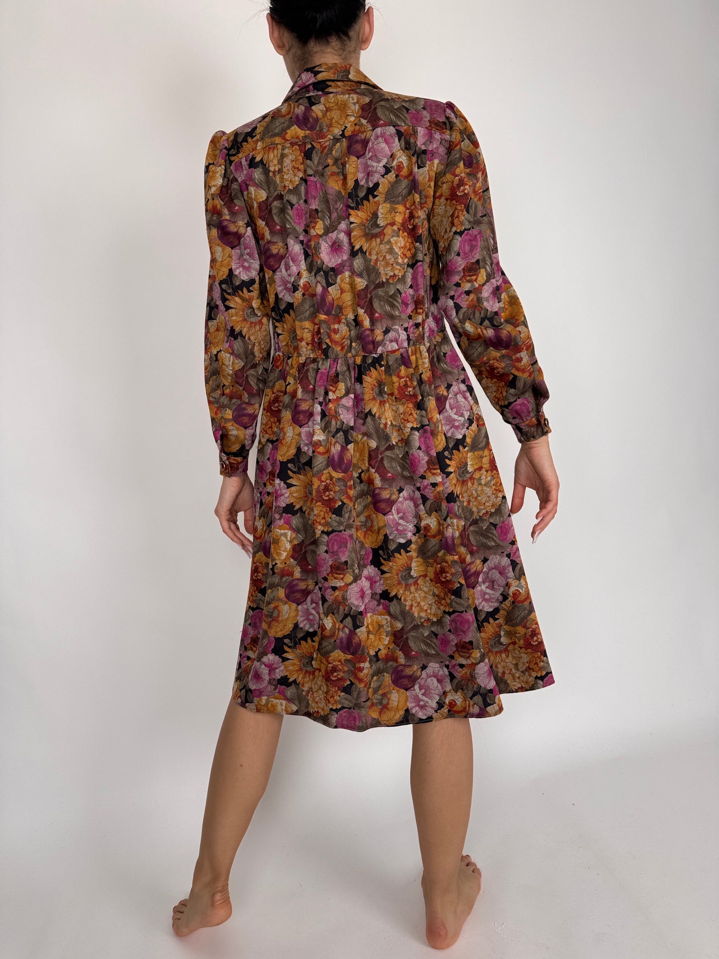 Rochie excepțională cu talie marcată din cea mai fină lana cu print floral