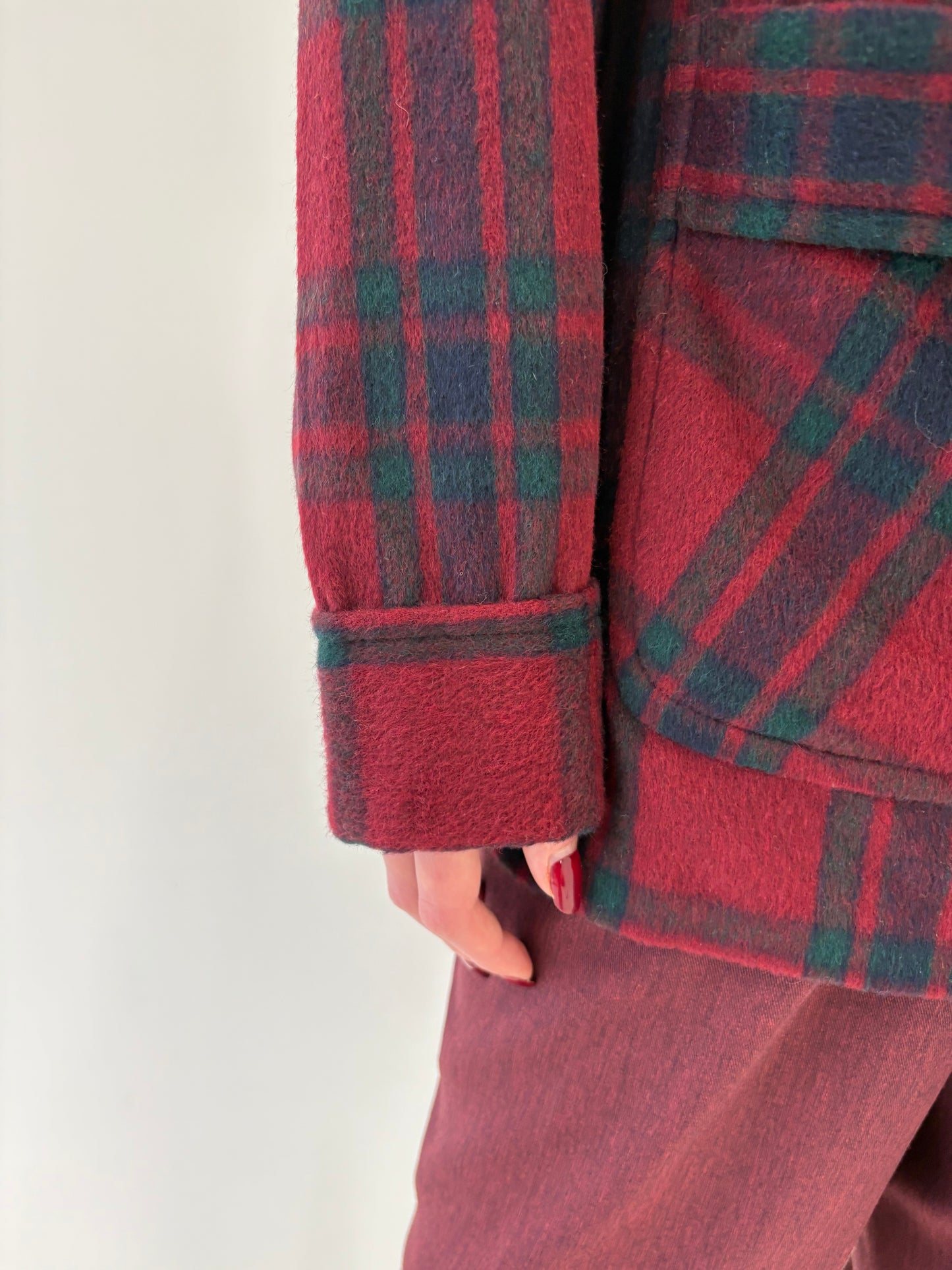 Sacou burgundy cu cordon din tweed extrafin plin de lana