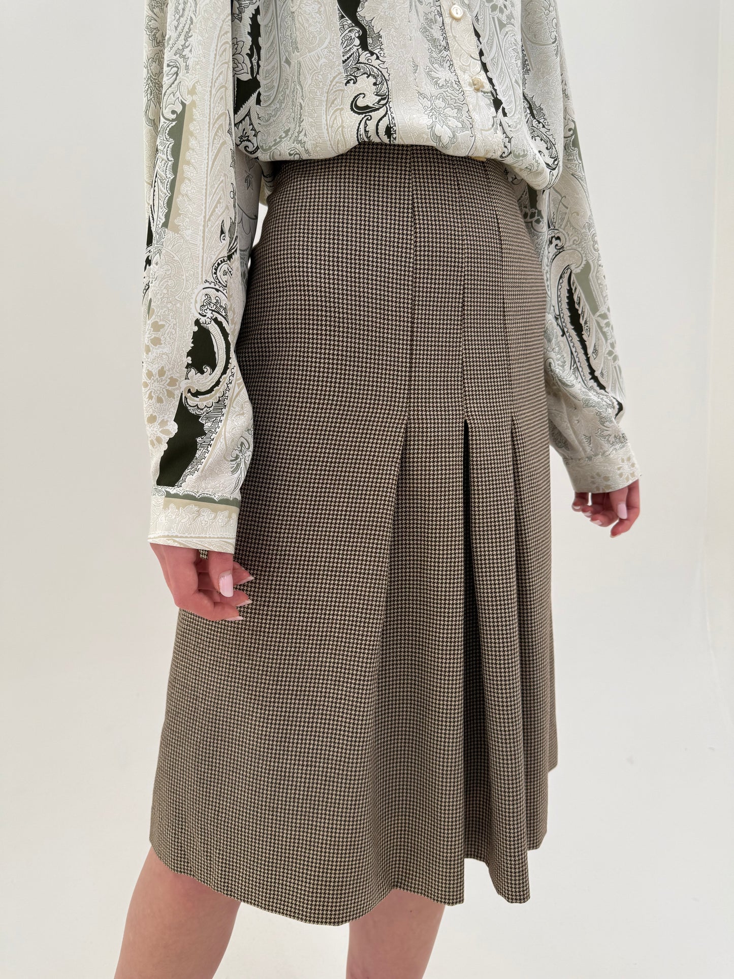 Fustă midi lung plisată din lana extrafina pied de coq chocolate brown