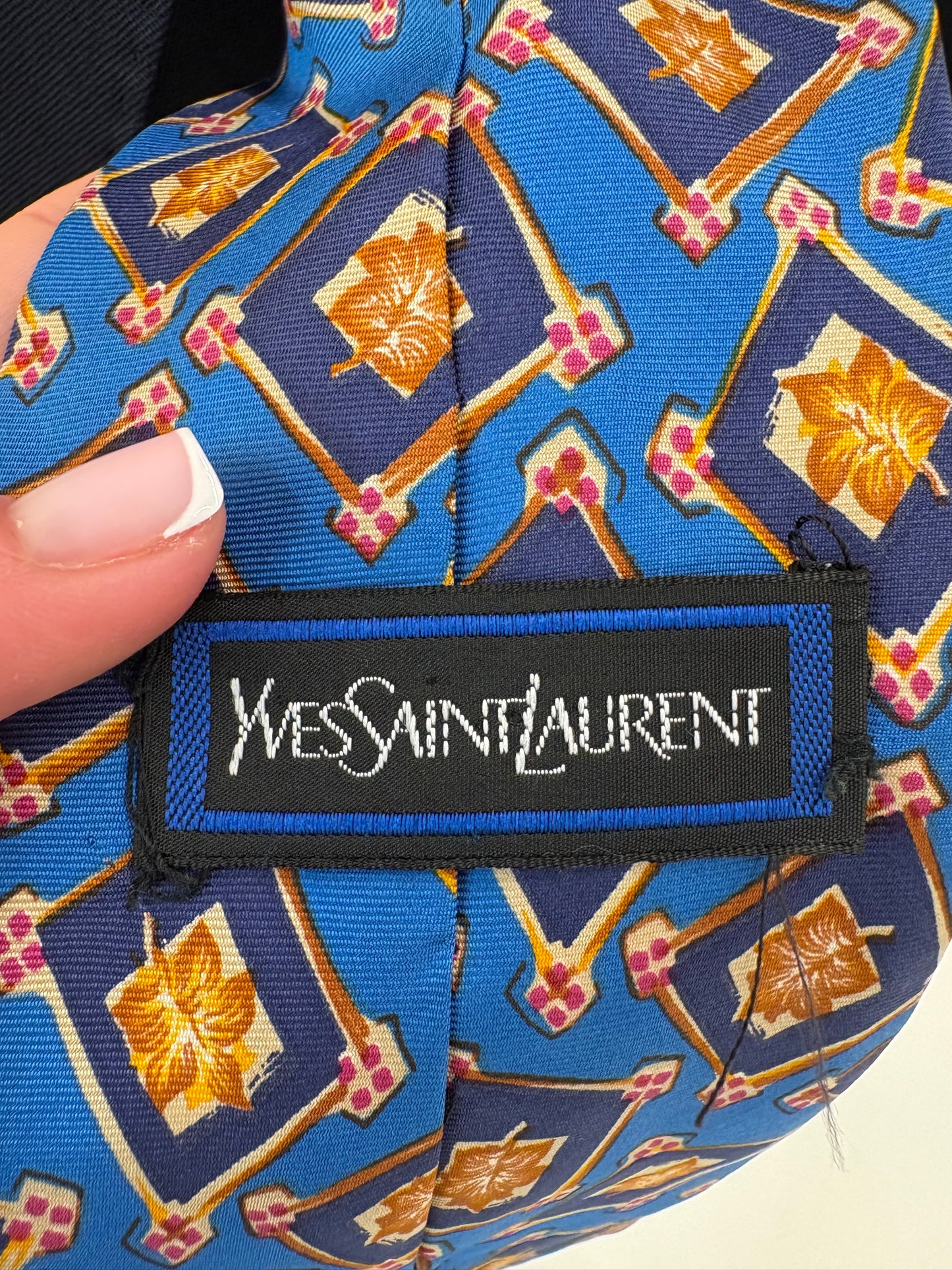 Cravata vintage YSL din mătase naturală