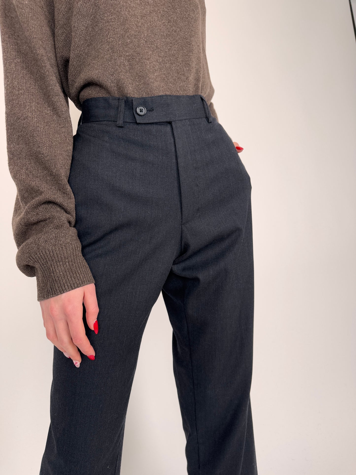 Pantaloni charcoal gray din lana extrafina pura certificată