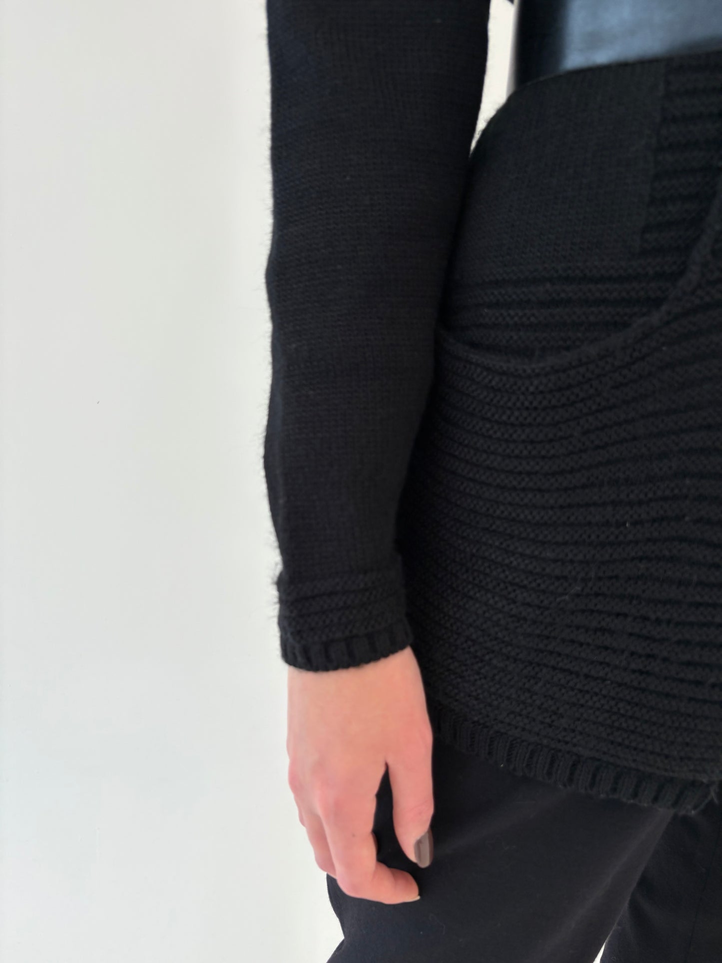 Cardigan negru italian gros din lana merino extrafina extrafina