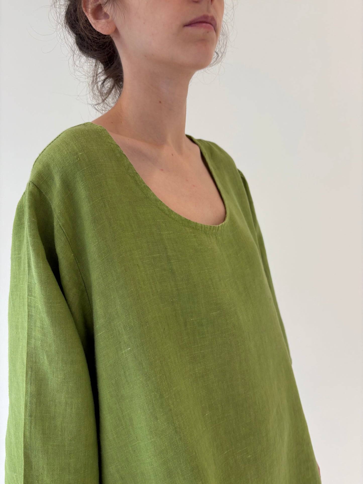 Rochie seaweed green italiană din în premium în croi minimalist