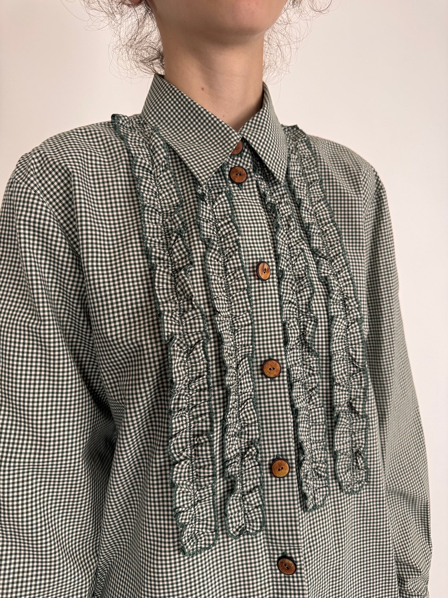 Cămașa gingham forest green cu volane volanase decorative