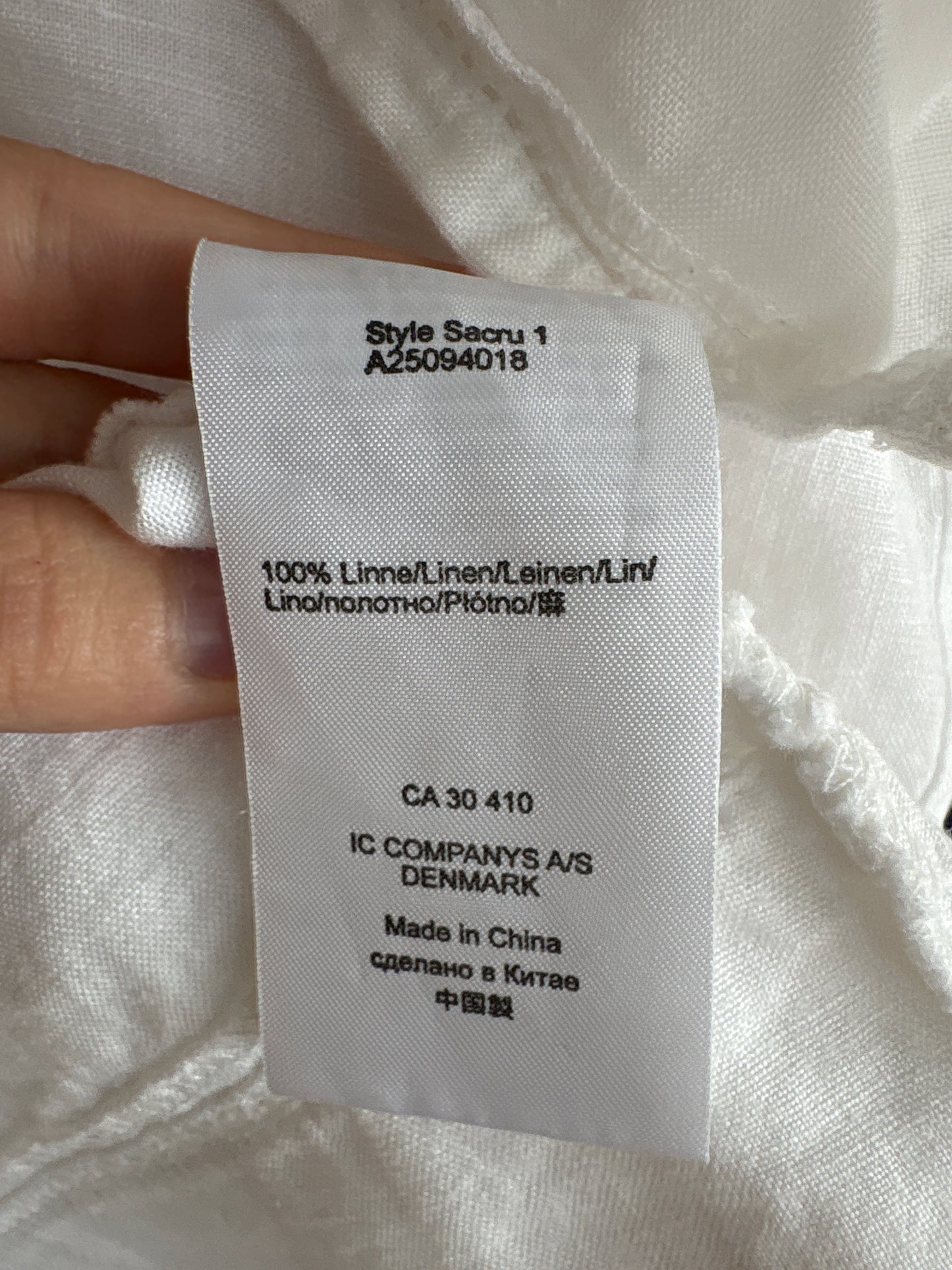 Cămașa din in premium cu inserții de broderie manuală