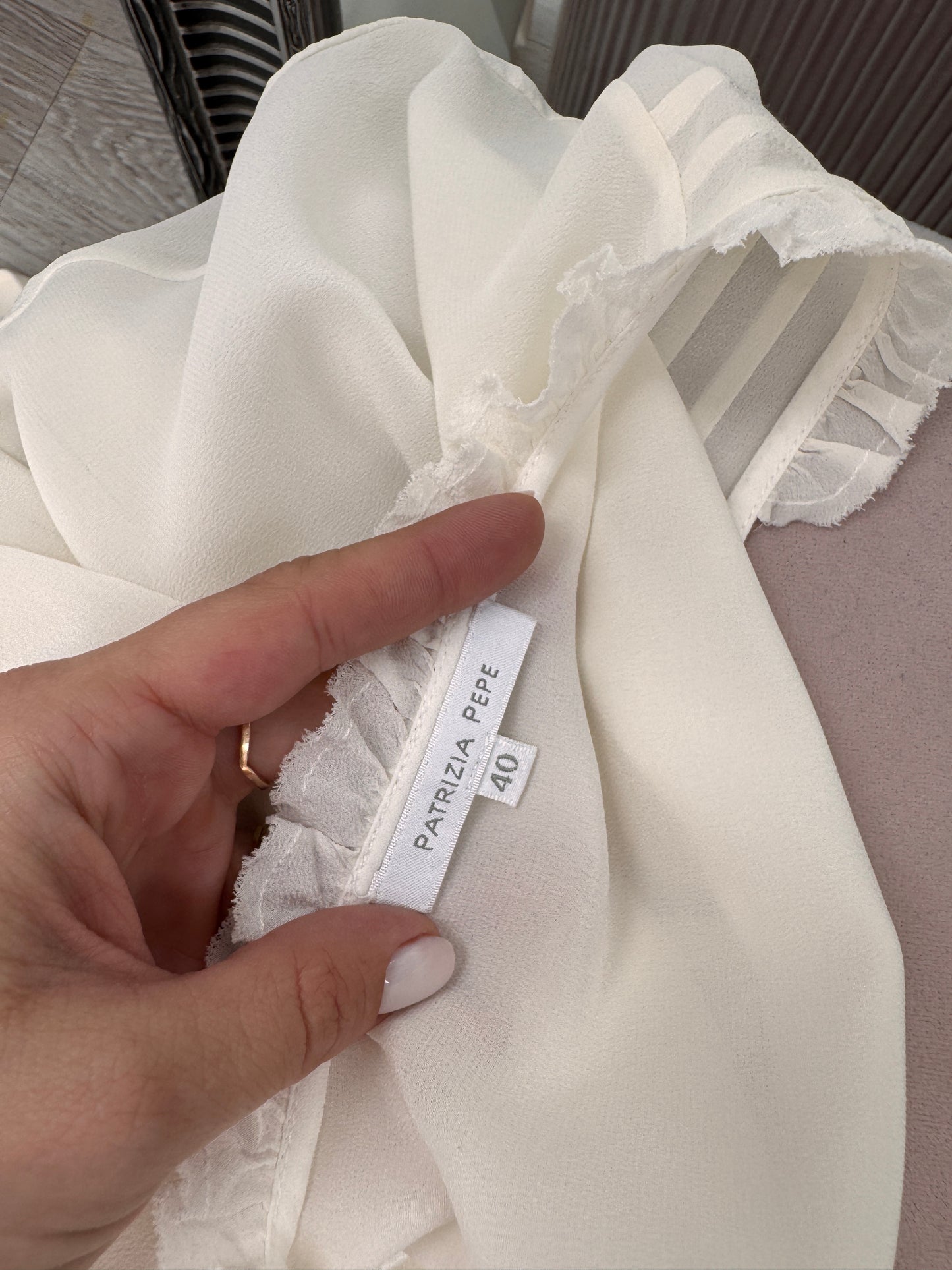 Cămașa luxury Patrizia Pepe din mătase naturală