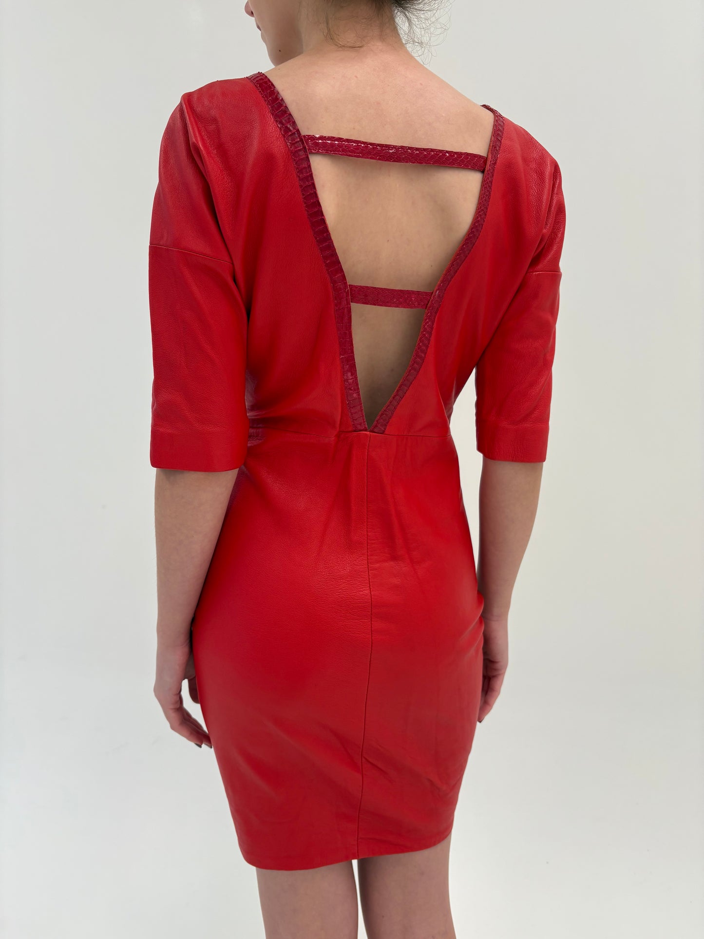 Rochie vintage statement din piele naturală mănușă cu spate decupat