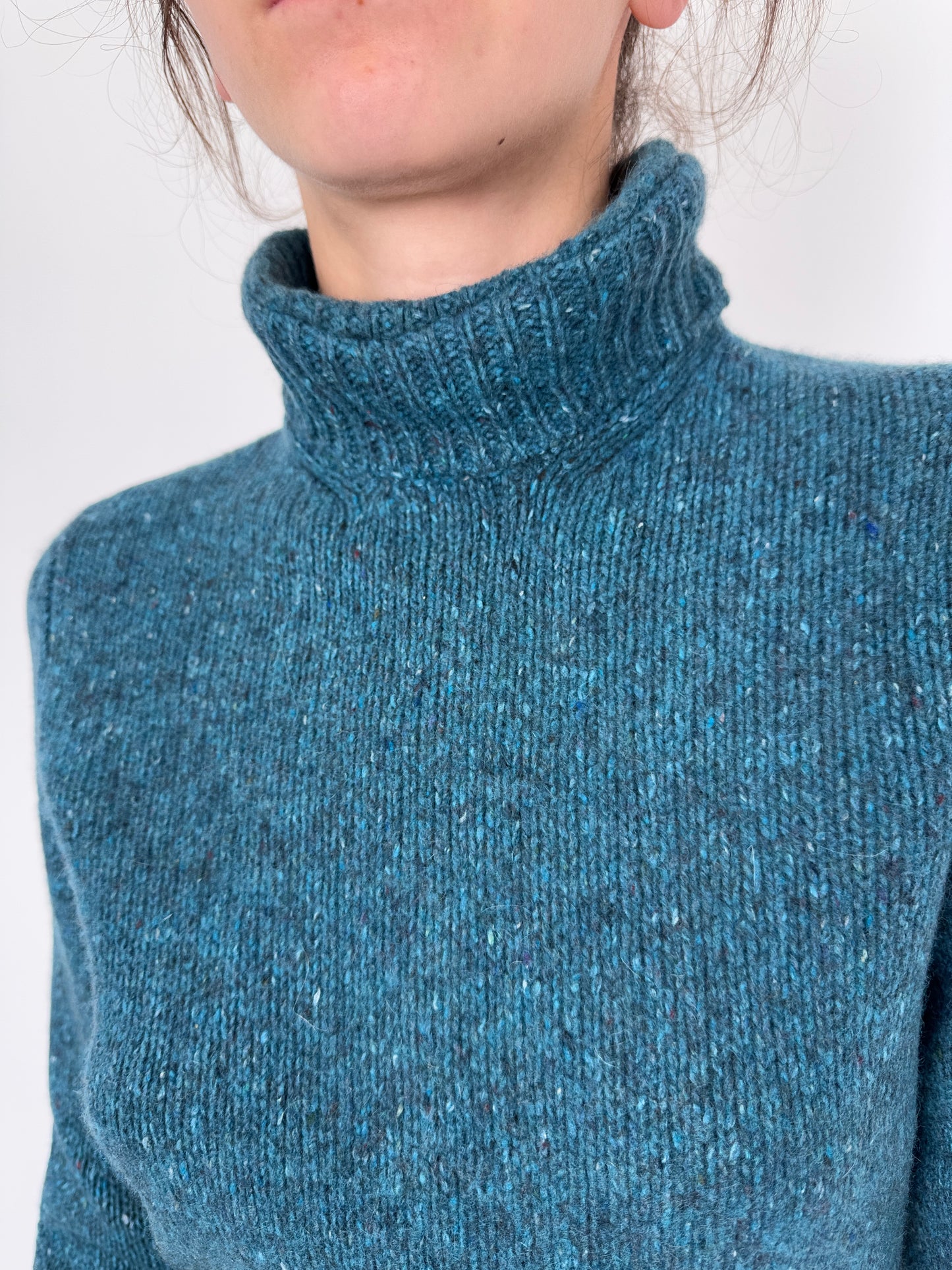 Maleta teal de gramaj mare 50% cașmir și restul lana extrafina