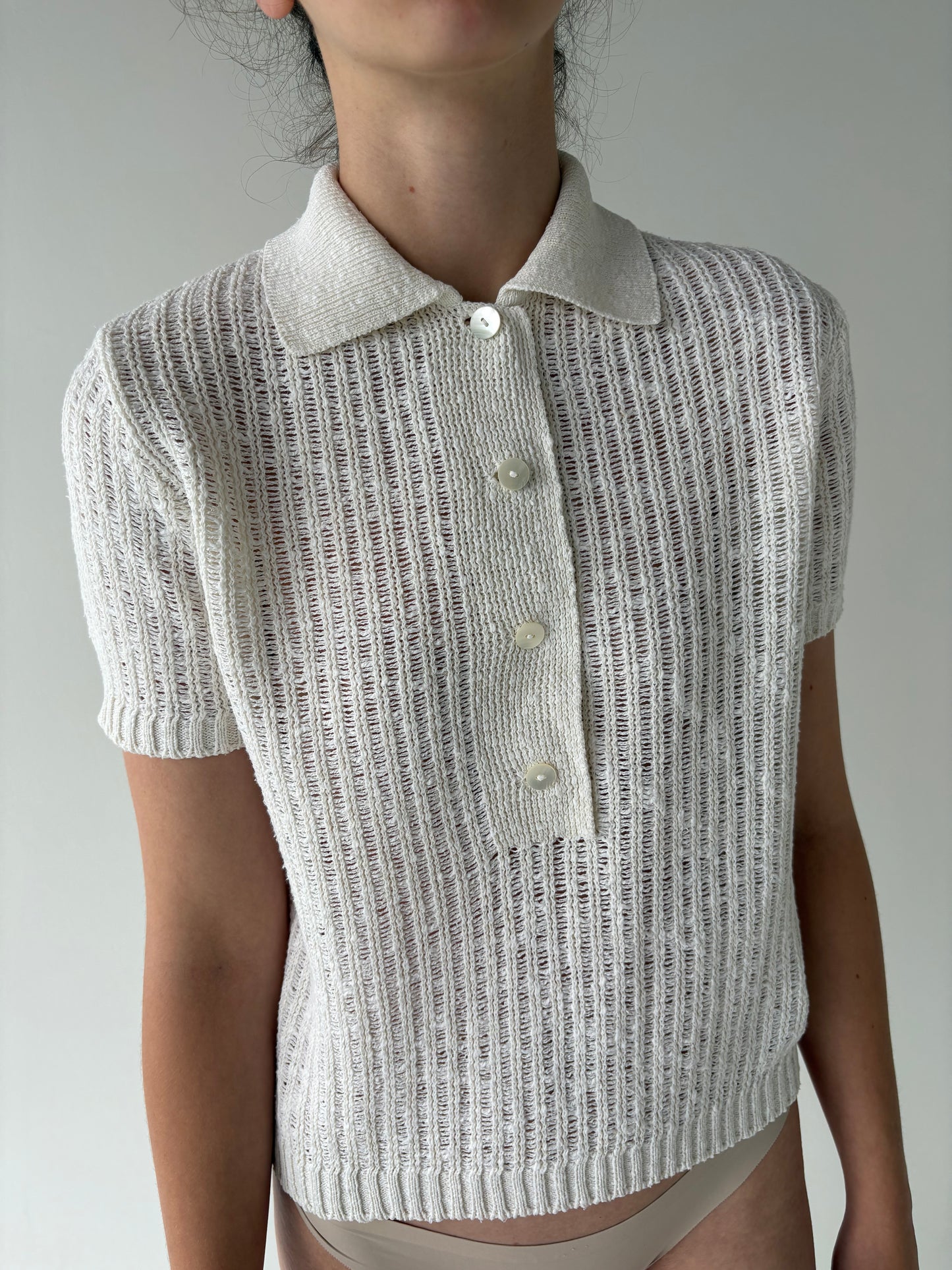 Top vintage polo excepțional light nude din jerse de vară texturat