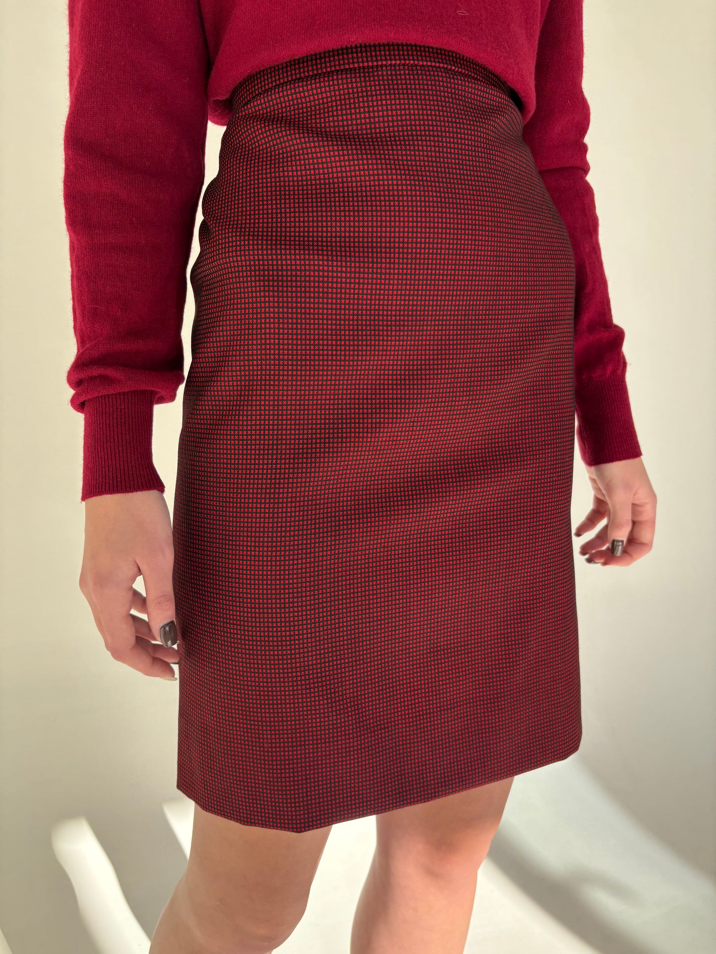 Deux piece burgundy din lana extrafina in croi de ani 60