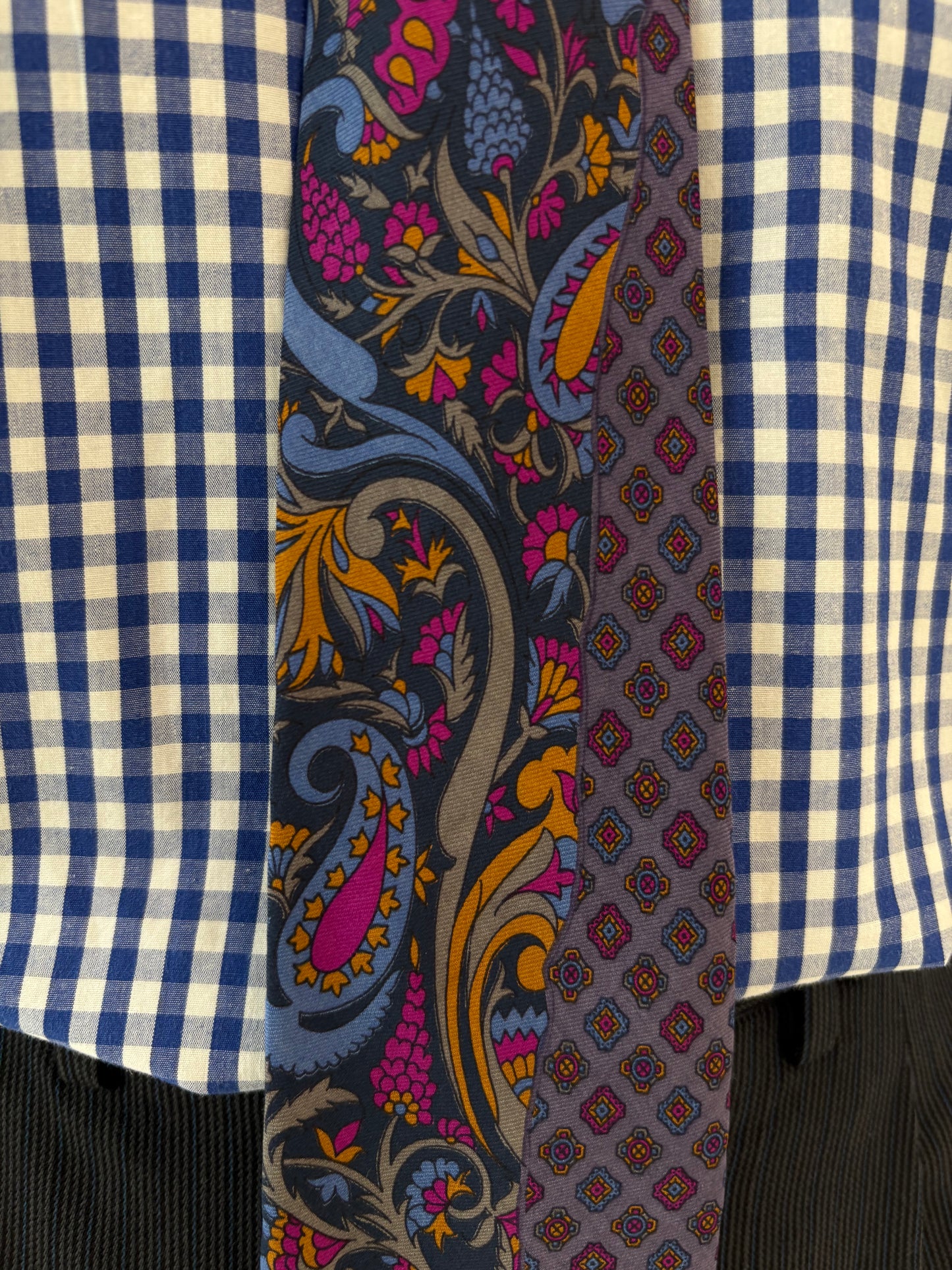 Cravata din mătase naturală cu print paisley în croi ușor slim