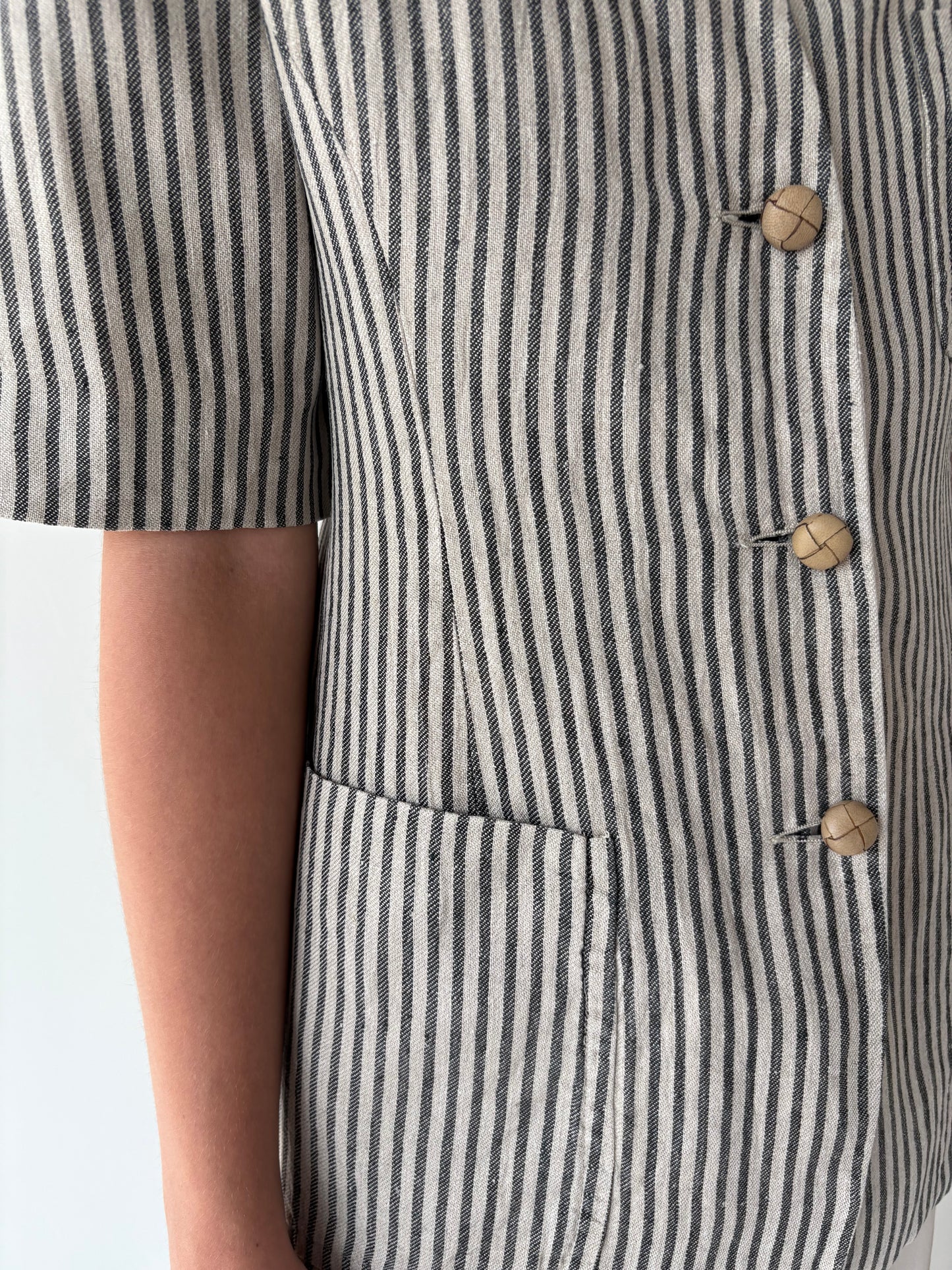 Sacou vintage italian cambrat în dungi fine verticale din in structurat