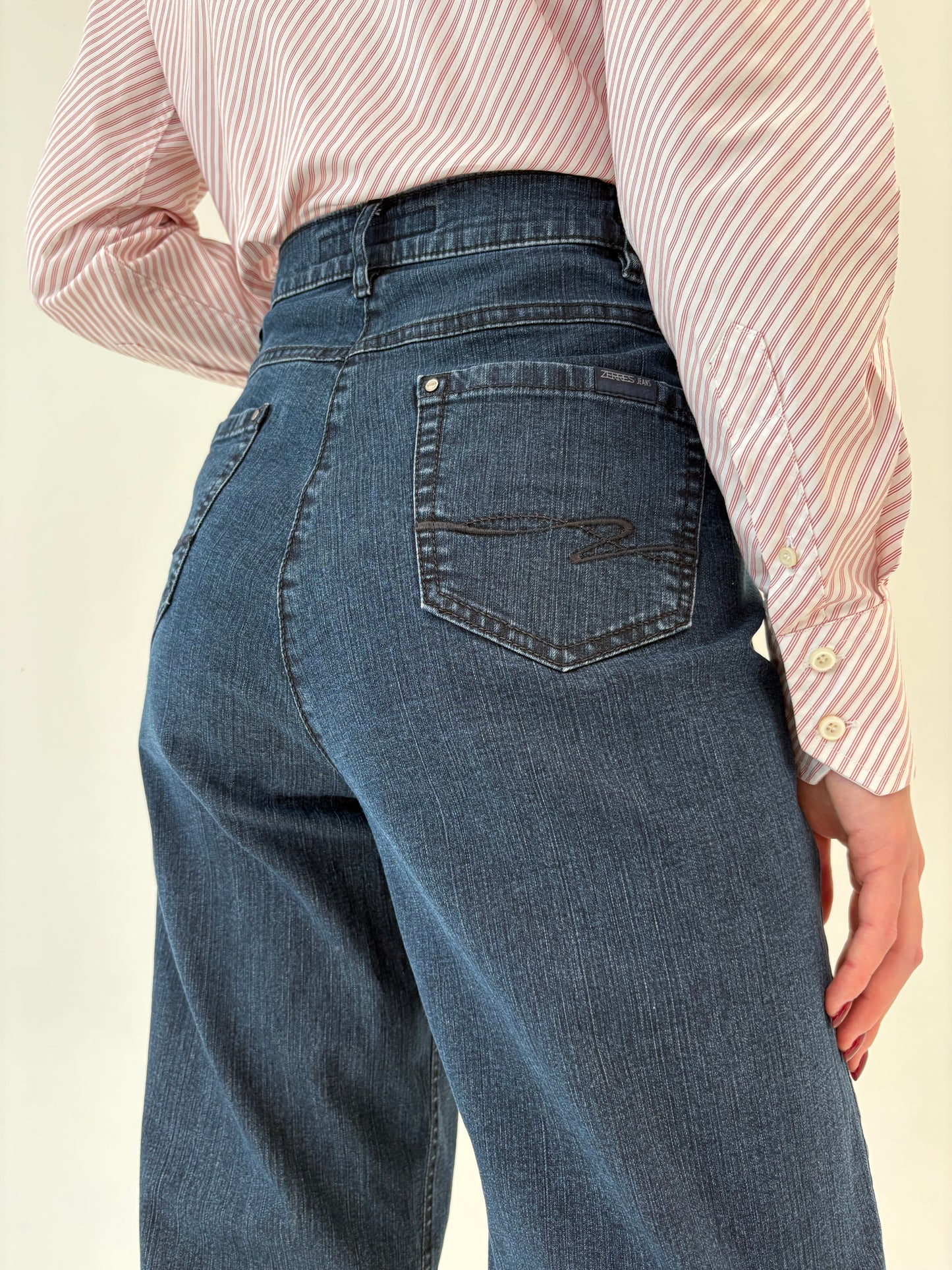 Jeans dark wash ultra confort modelator